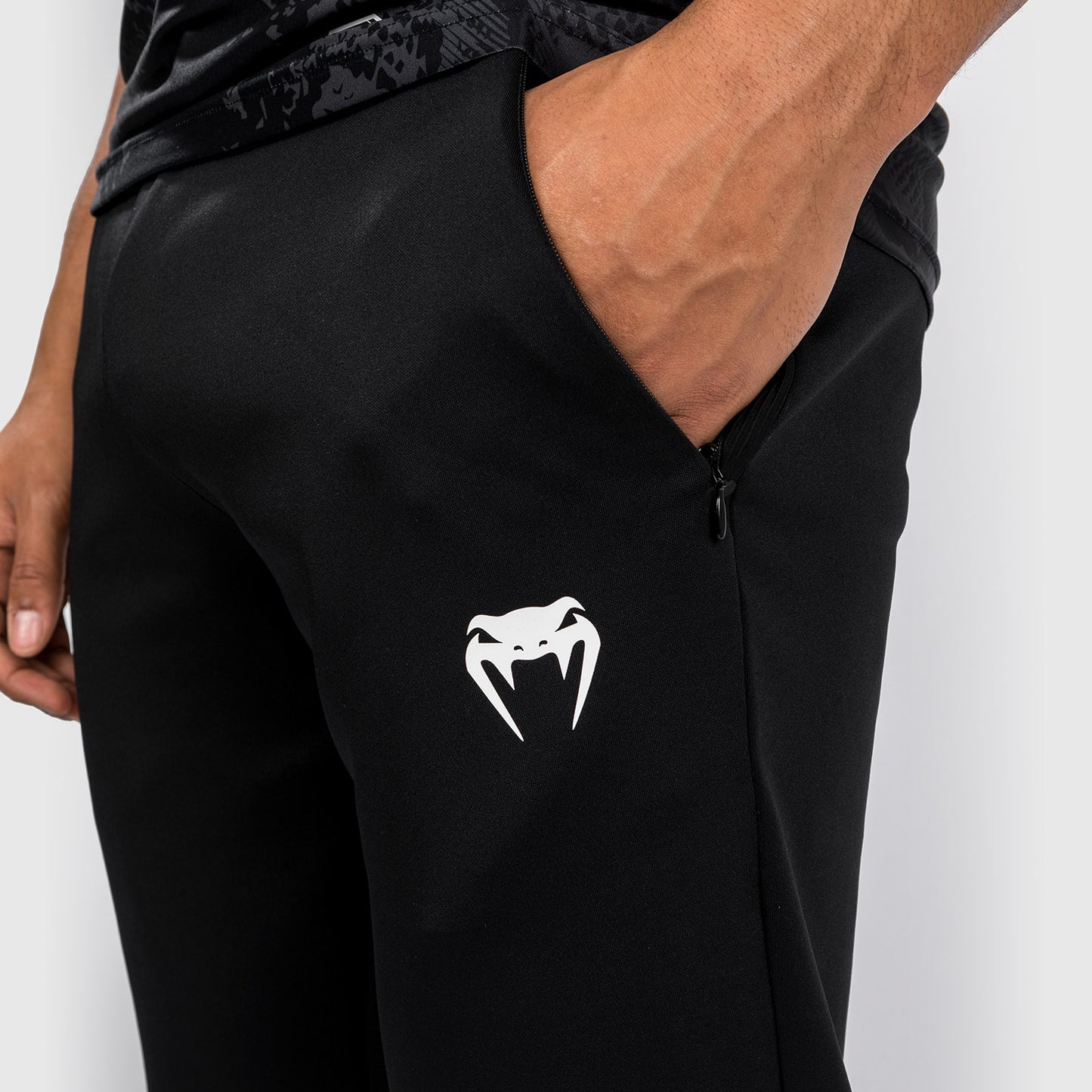 UFC Adrenaline by Venum Authentic Fight Night Pantaloni Walkout da Uomo - Nero