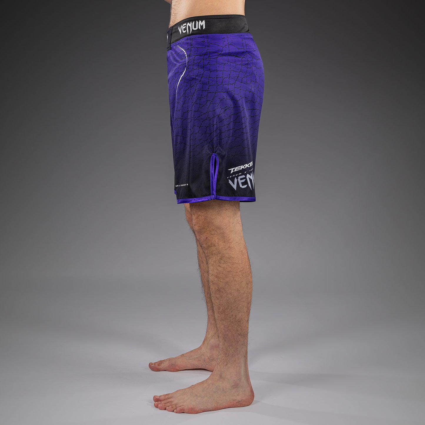 Venum x TEKKEN 8 Pantaloncini da Combattimento - Kazuya - Nero/Viola