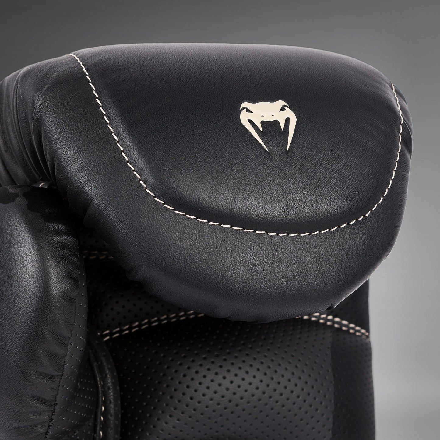 Venum Impact Evo Guanti da boxe - Nero