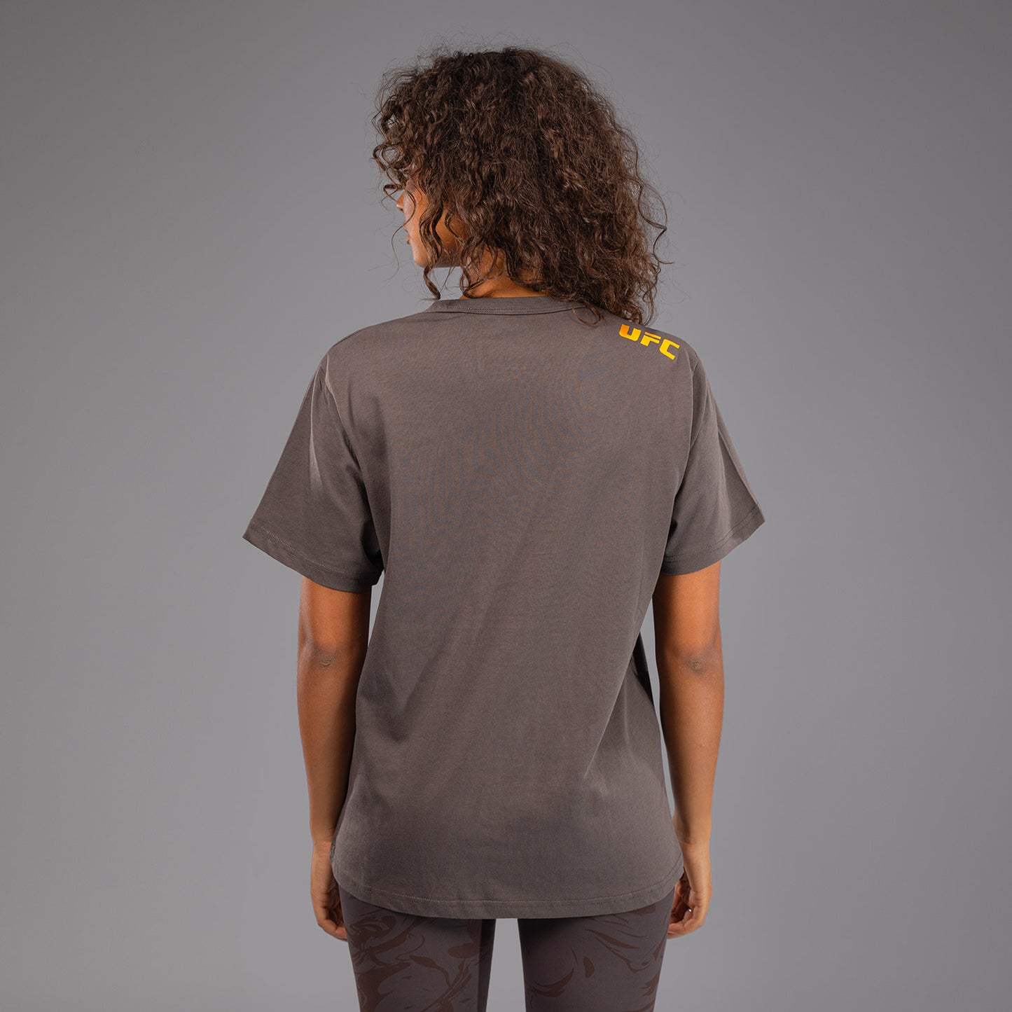 UFC Fusion by Venum Fight Week Maglietta a Manica Corta in Cotone per Donna - Marrone terra