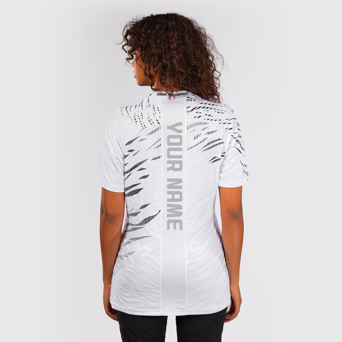 UFC Fusion by Venum Personalizzati Authentic Fight Night Maglietta da Gara per Donna - Bianco