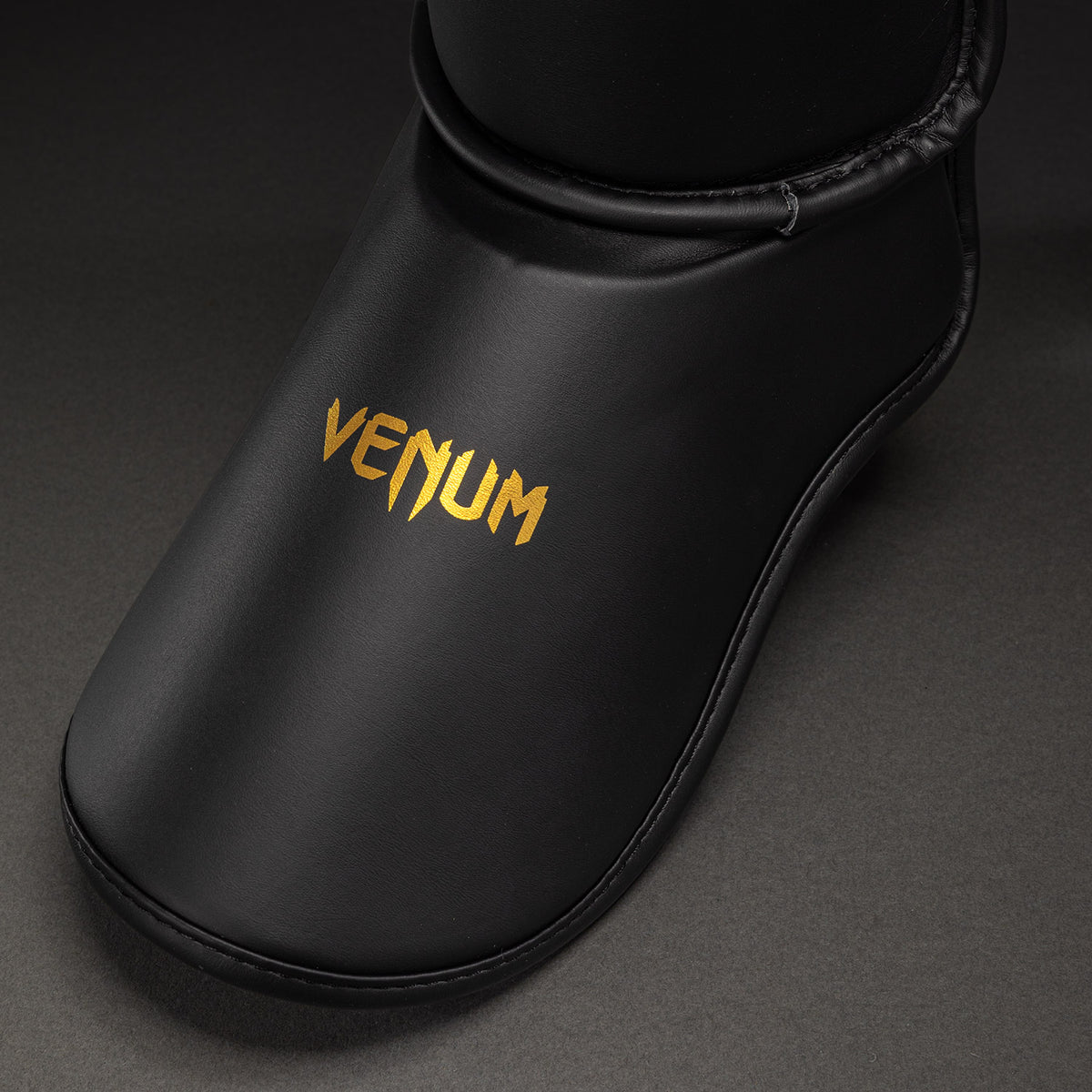 Venum Contender 1.5 Paratibie - Nero/Oro