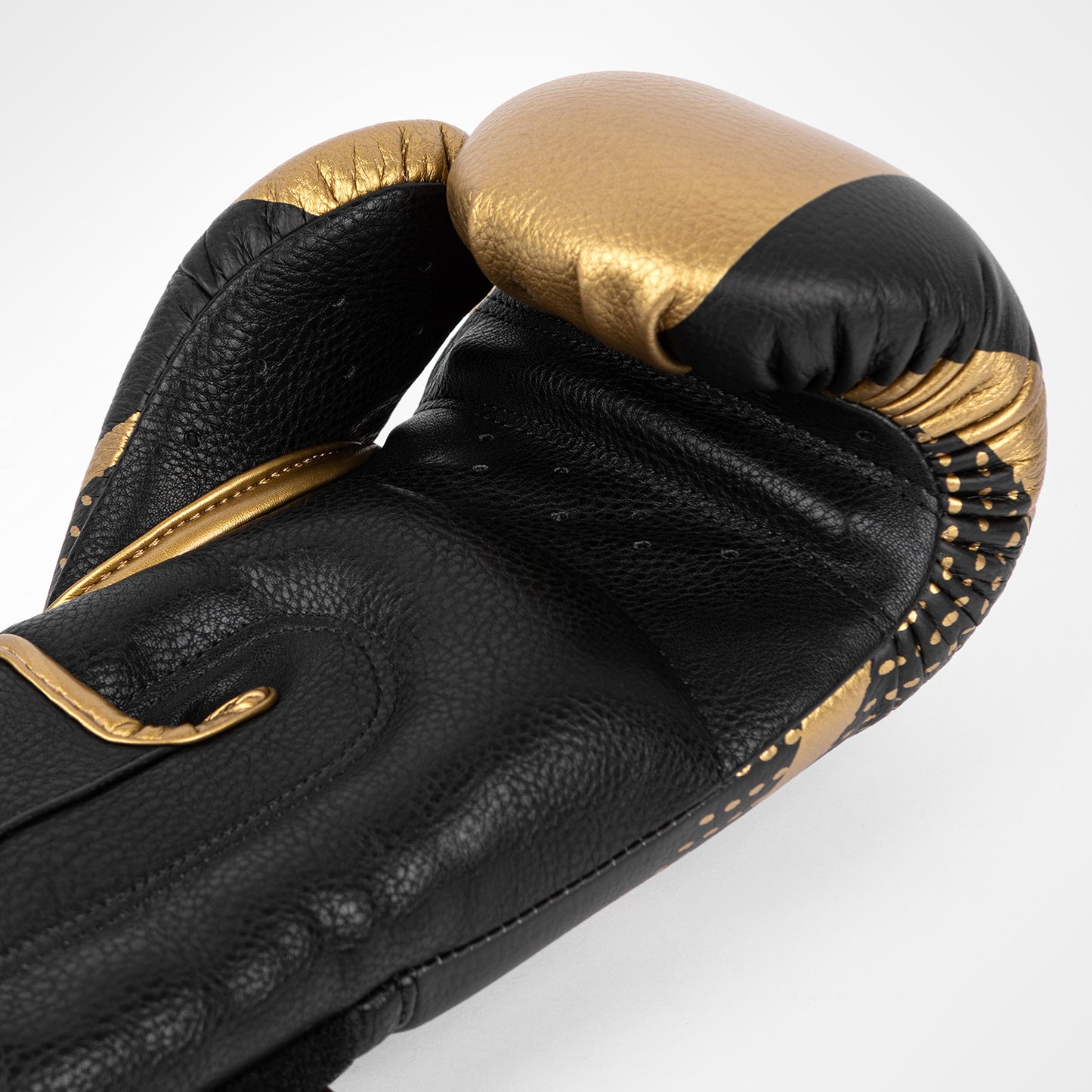 Guantoni da boxe Venum Lightning – Oro/Nero