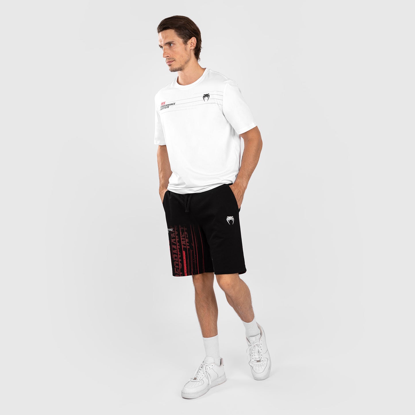 UFC Venum Performance Institute 2.0 Pantaloncini in Cotone per Uomo - Nero/Rosso