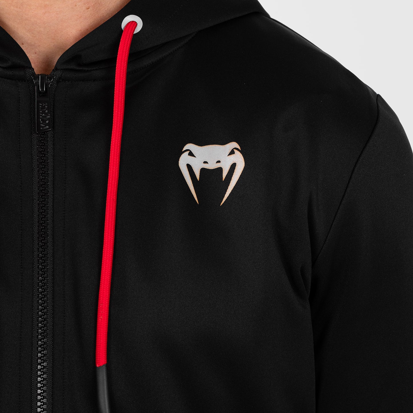UFC Venum Performance Institute 2.0 Felpa con cappuccio con zip da uomo - Nero/Rosso