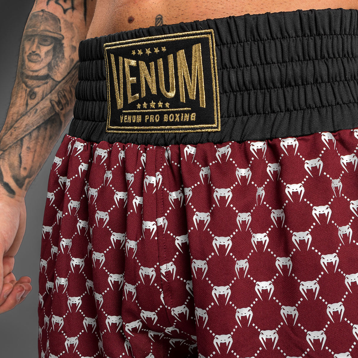 Pantaloncini da boxe Monogram Venum - Nero/Bordeaux
