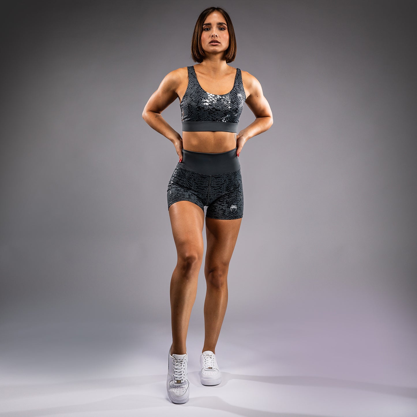 Venum Amazonia Pantaloncini da compressione da donna - Grigio scuro