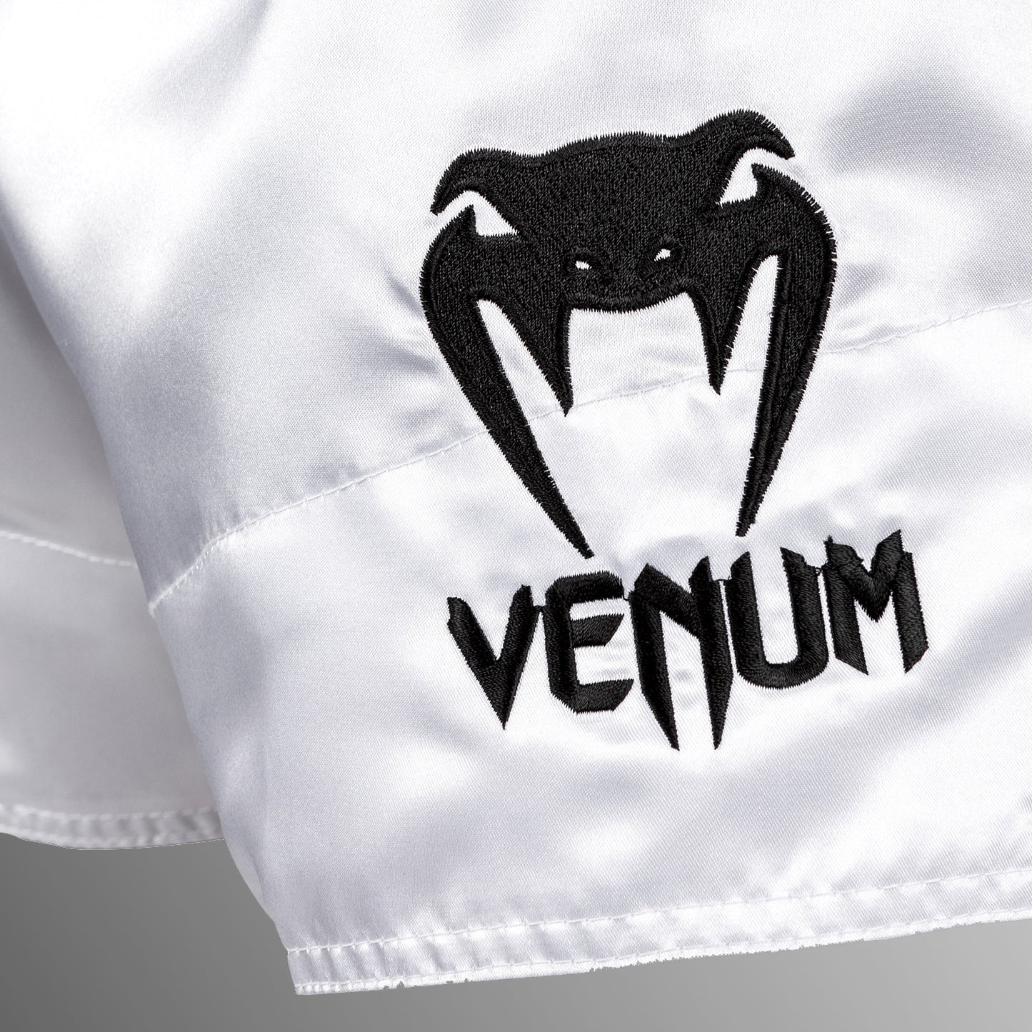 Venum Classic Pantaloncini da Muay Thai - Bianchi/Neri