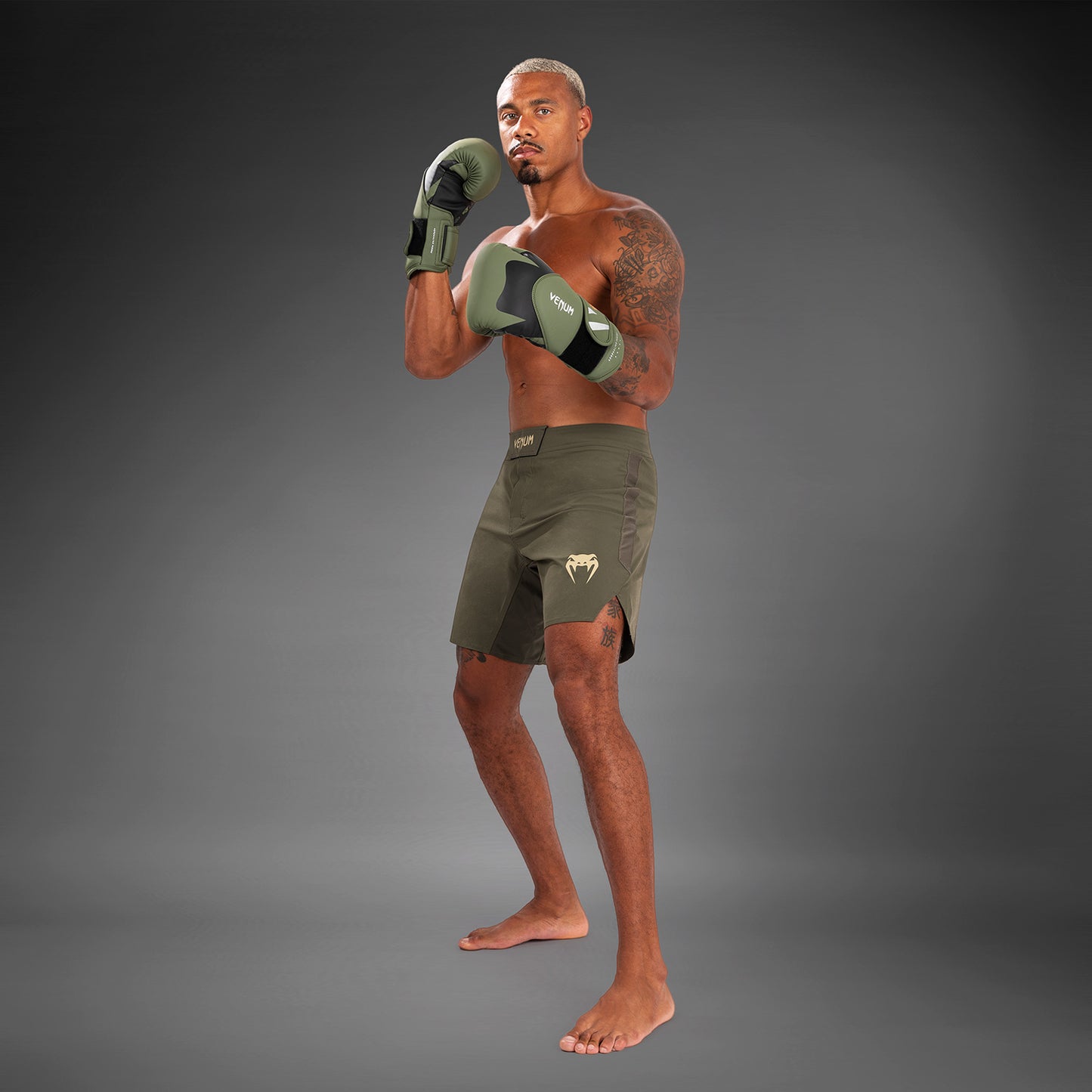 Venum Contender Pantaloncini da combattimento da uomo - Cachi