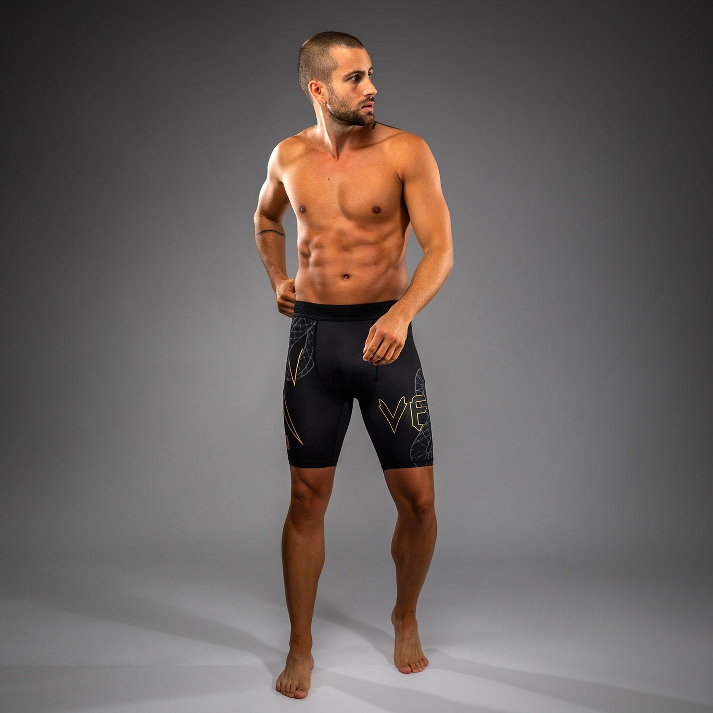 Venum Serpenti Pantaloncini Vale Tudo – Nero/Argento/Oro