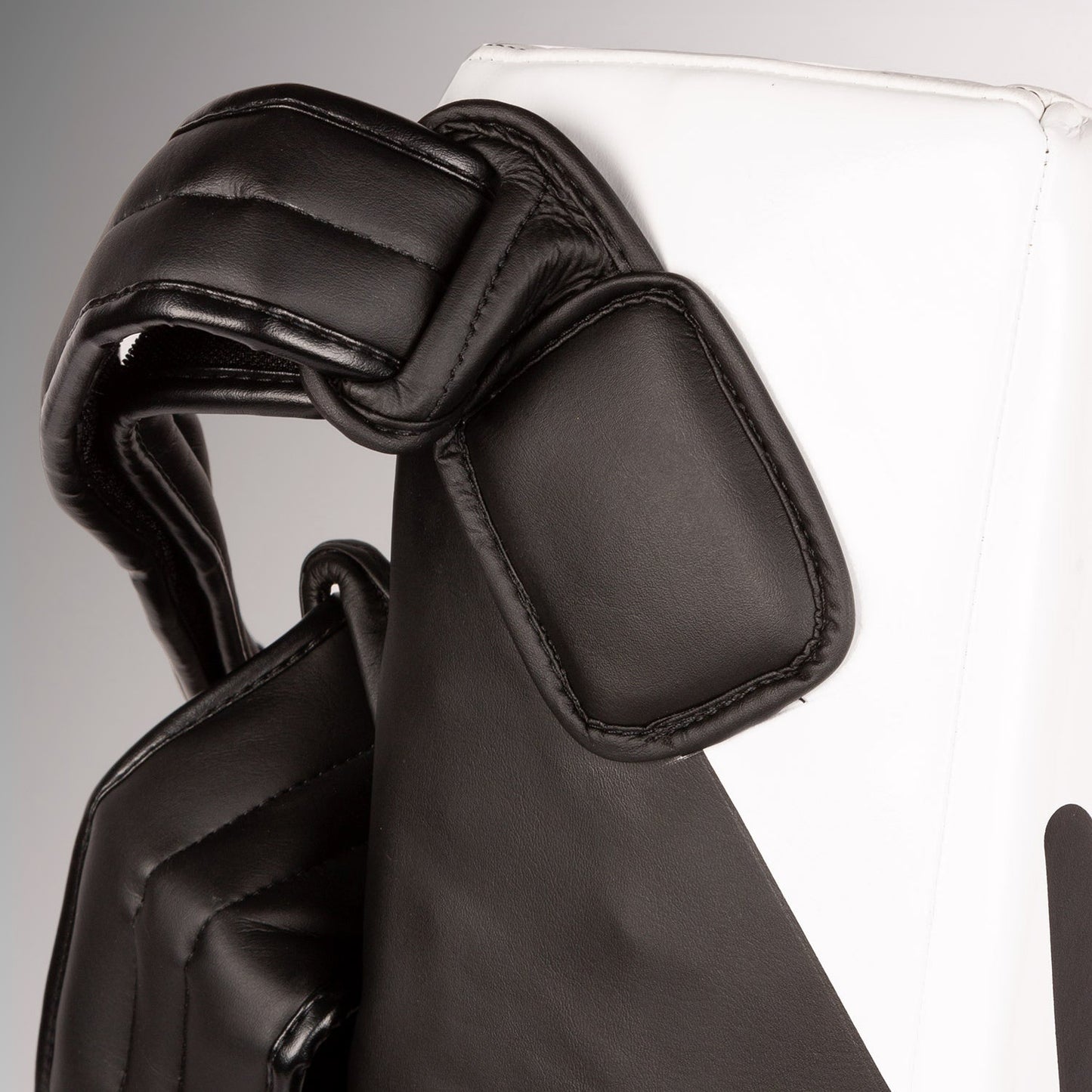 KICK BOXING GEAR LEG PAD MICRO FIBRA DI QUALITÀ