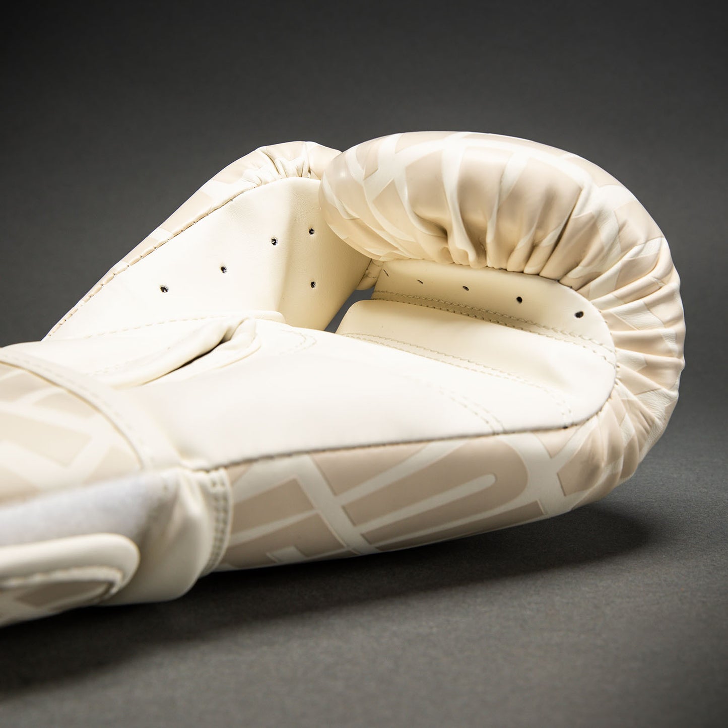 Venum Contender 1.5 XT 3D Guantoni da boxe – Bianco Crema