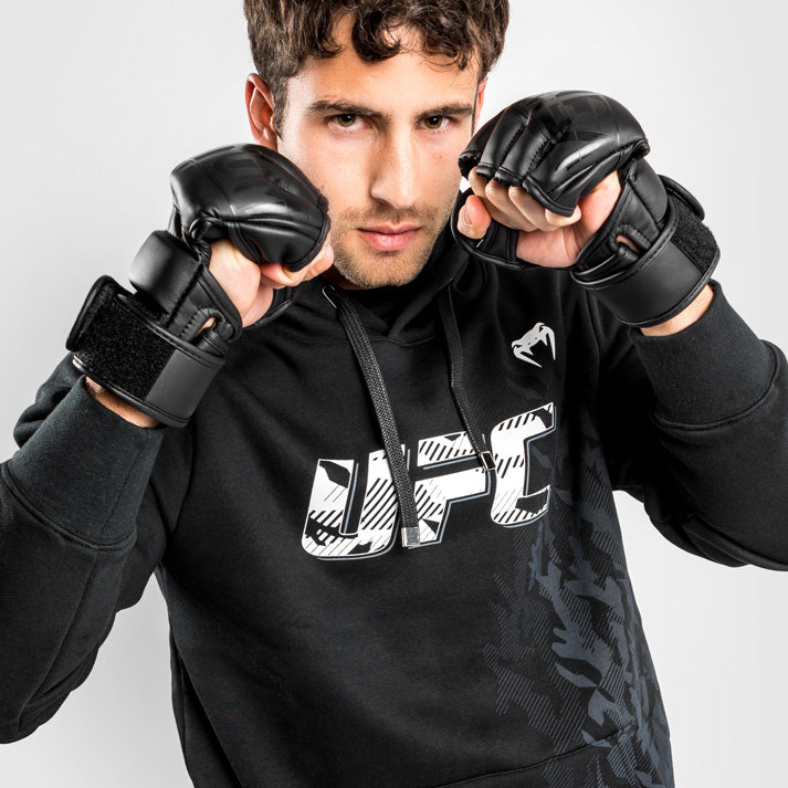 Felpa Con Cappuccio Uomo UFC Venum Authentic Fight Week - Nero