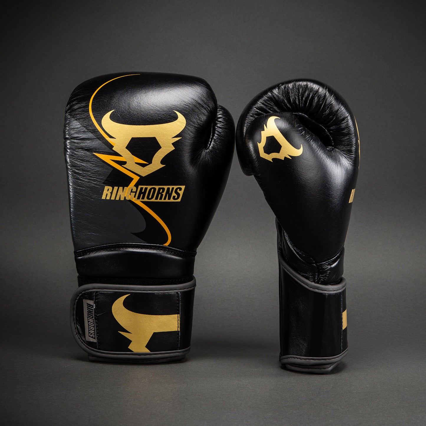 Ringhorns Charger by Venum Guantoni da boxe – Nero/Oro