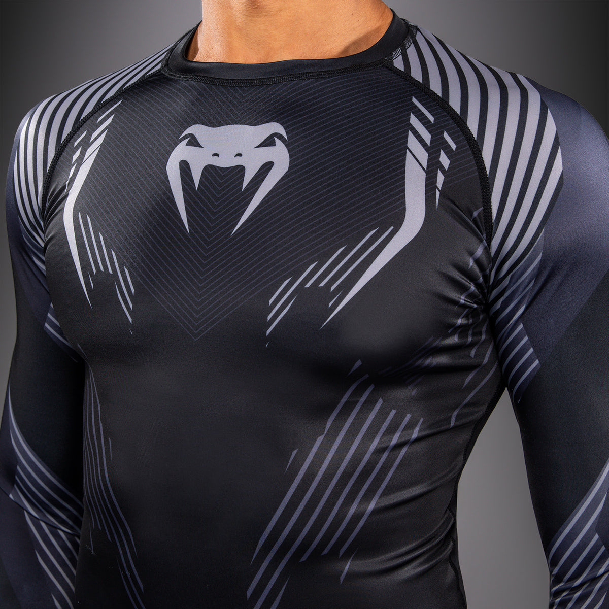 Venum No-Gi 6.0 Rashguard a Maniche Lunghe - Nero/Grigio