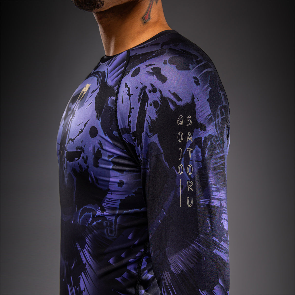 Jujutsu Kaisen x Venum Gojo Rashguard a Maniche Lunghe – Viola