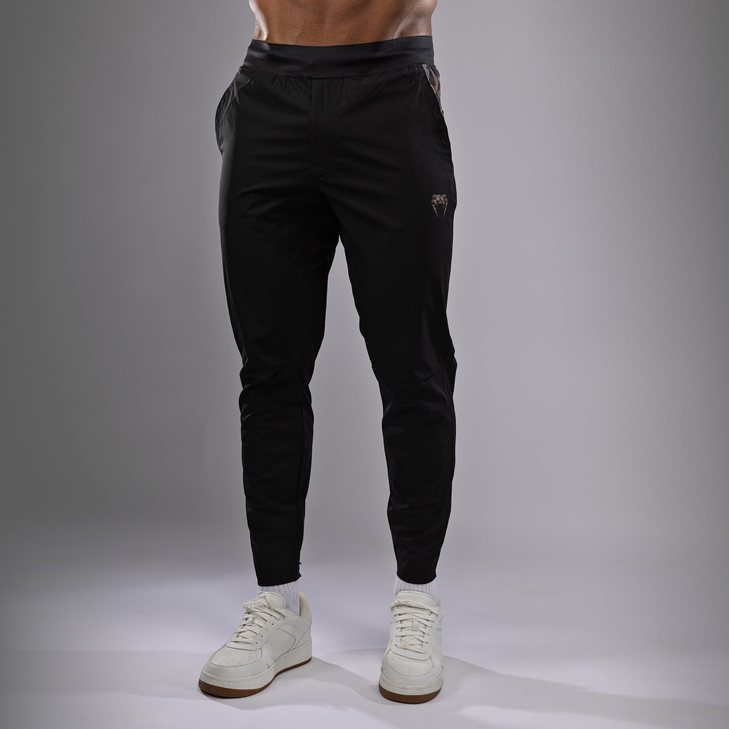 Venum Jungle Ops Joggers da uomo - Nero/Canyon Camo