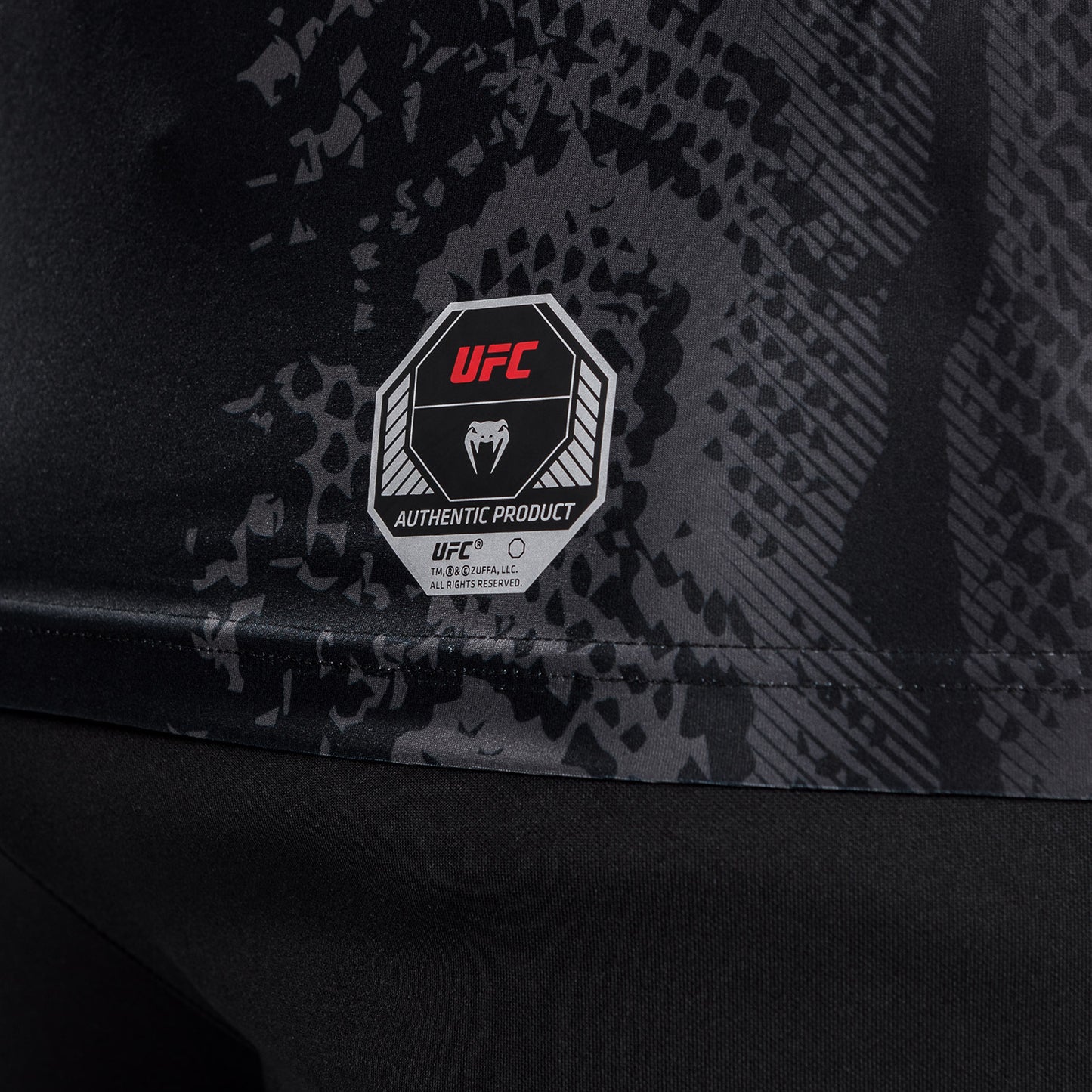 UFC Adrenaline by Venum Authentic Fight Night Maglia Dry Tech Personalizzata da Uomo - Nero
