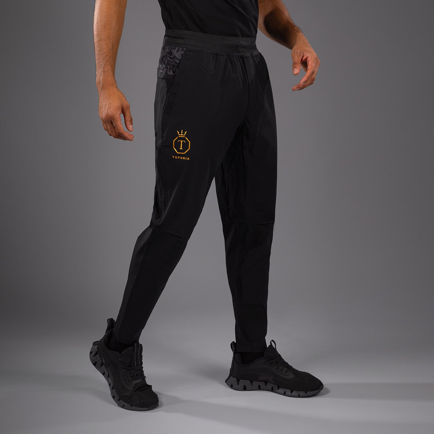 Venum x Topuria Unmatched Edition Pantaloni Jogging - Nero/Oro