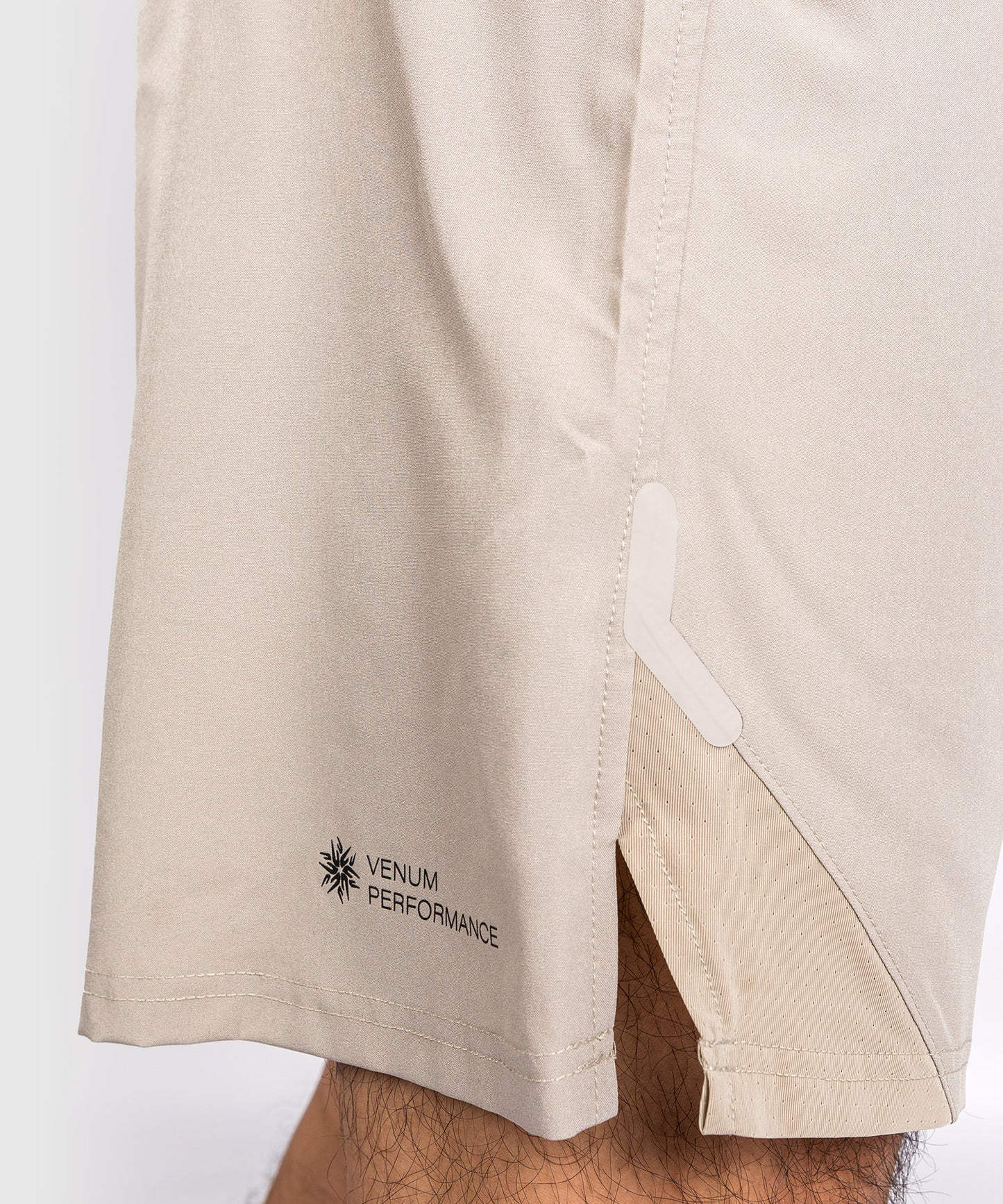 Pantaloncini da allenamento Venum G-Fit Air - Sabbia