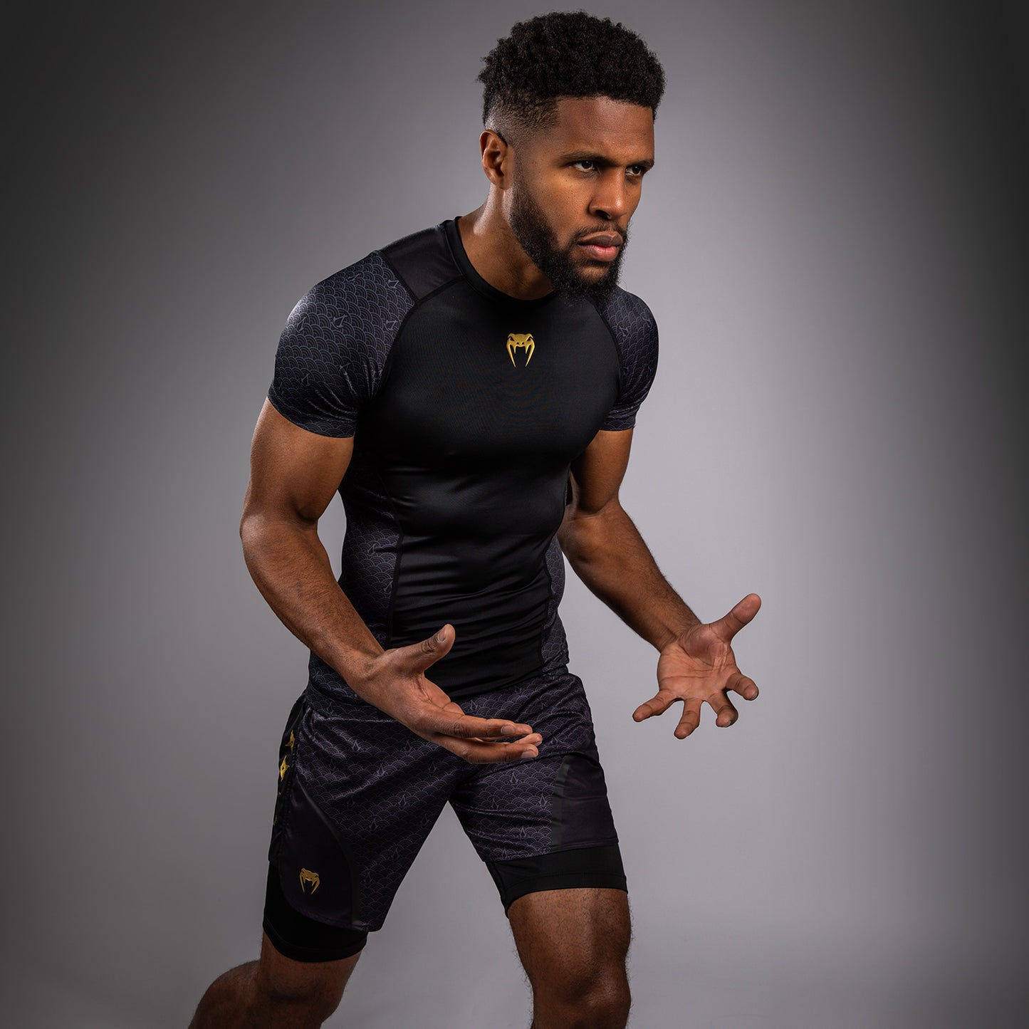 Venum x Assassin’s Creed Shadows Rashguard a maniche corte - Nero