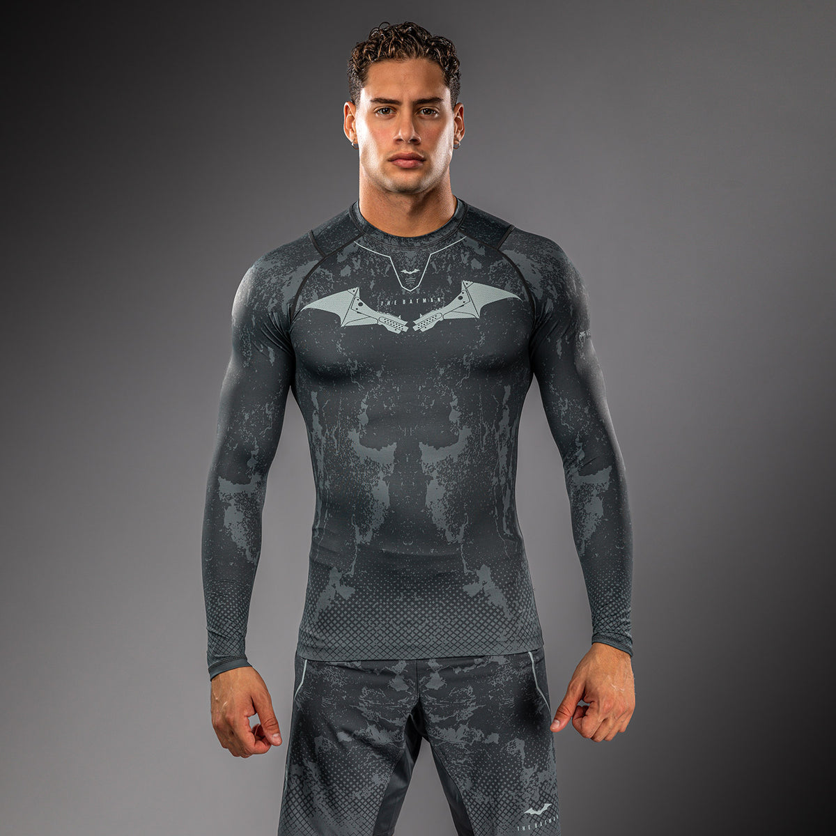 Venum x Batman Rashguard a maniche lunghe - Nero/Grigio/Rosso