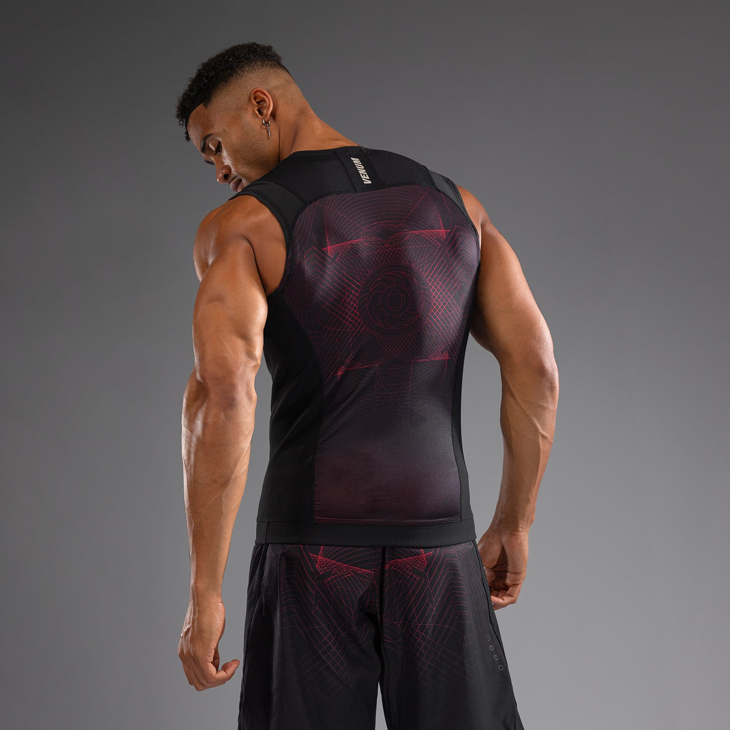 Venum G-Fit Air Rashguard Senza Maniche - Nero Profondo/Rosso Fuoco