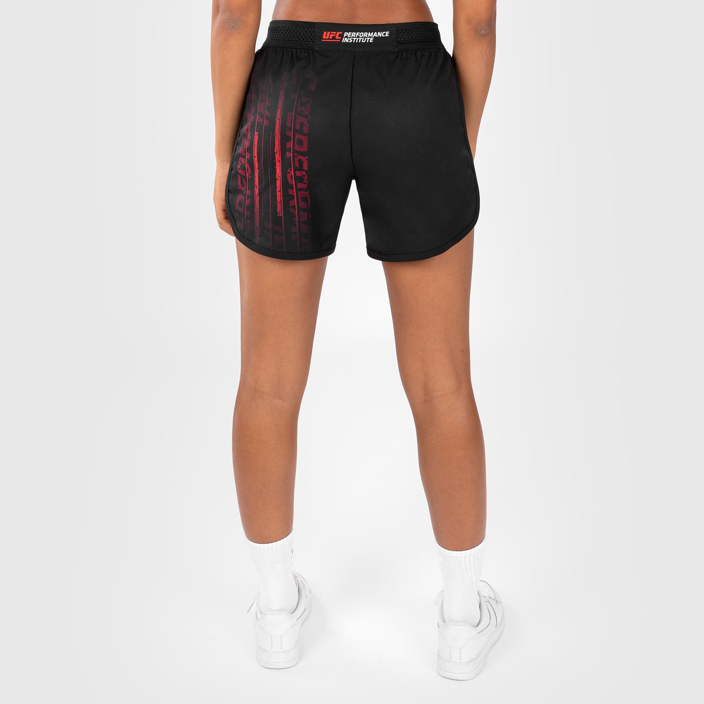 UFC Venum Performance Institute 2.0 Pantaloncini da Donna - Nero/Rosso