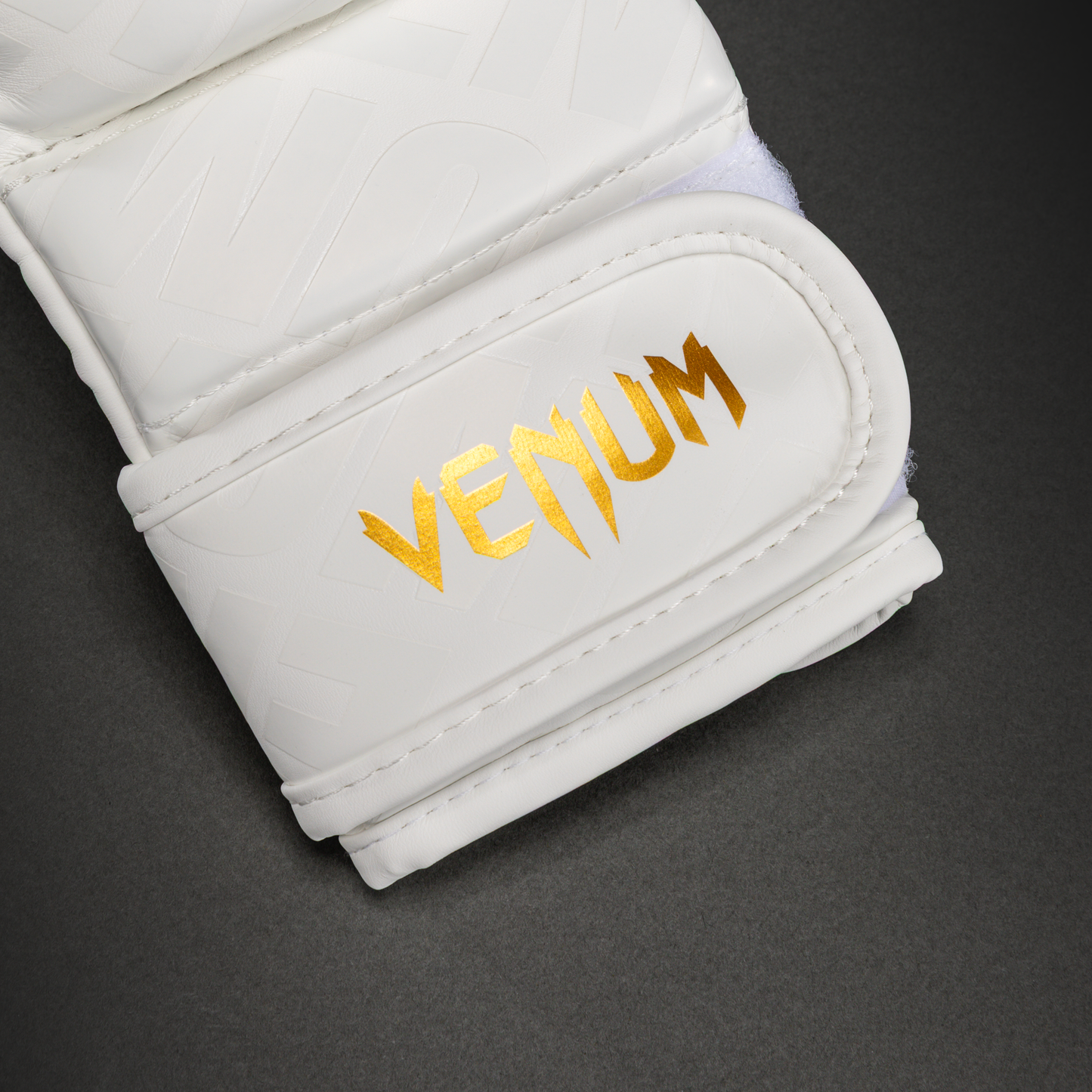 Venum Contender 1.5 XT 3D Guanti da sparring - Bianco/Oro