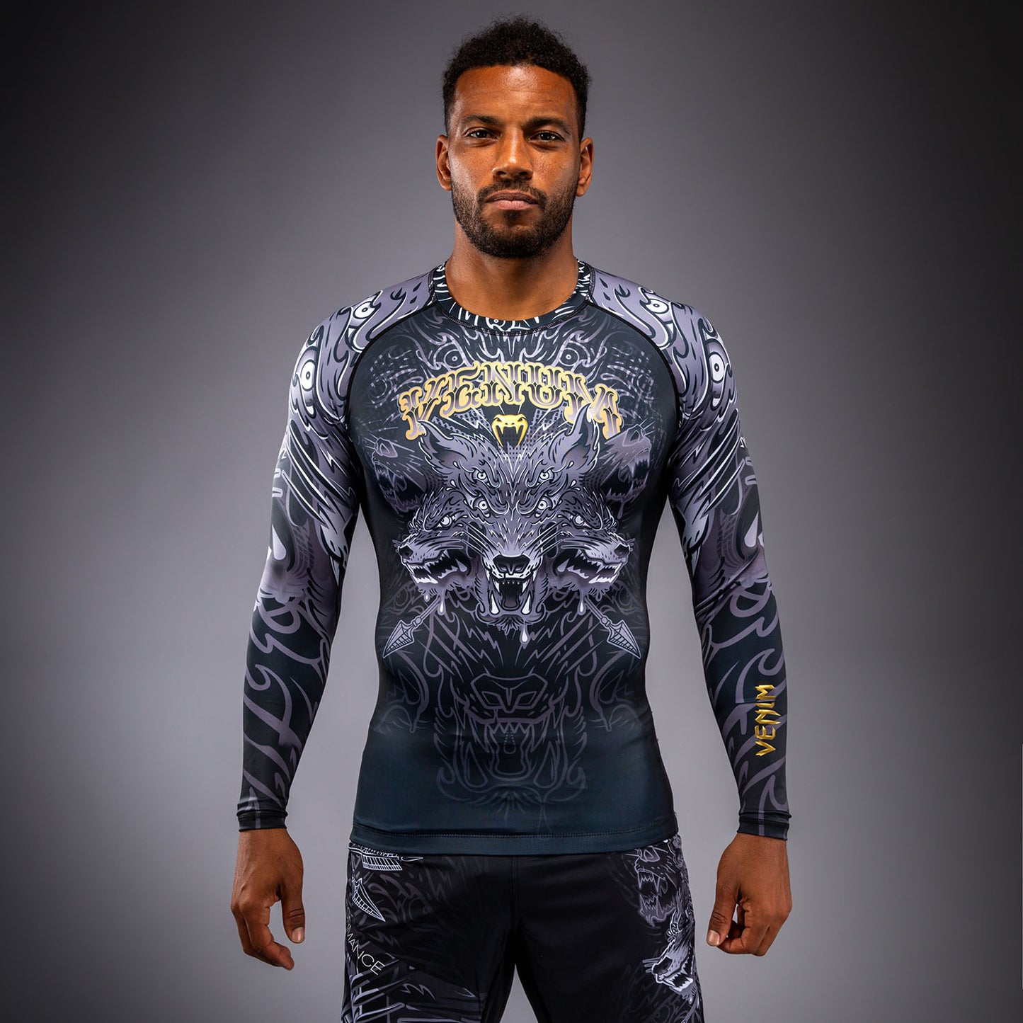 Venum Wolf Atak Rashguard a Maniche Lunghe – Nero/Grigio