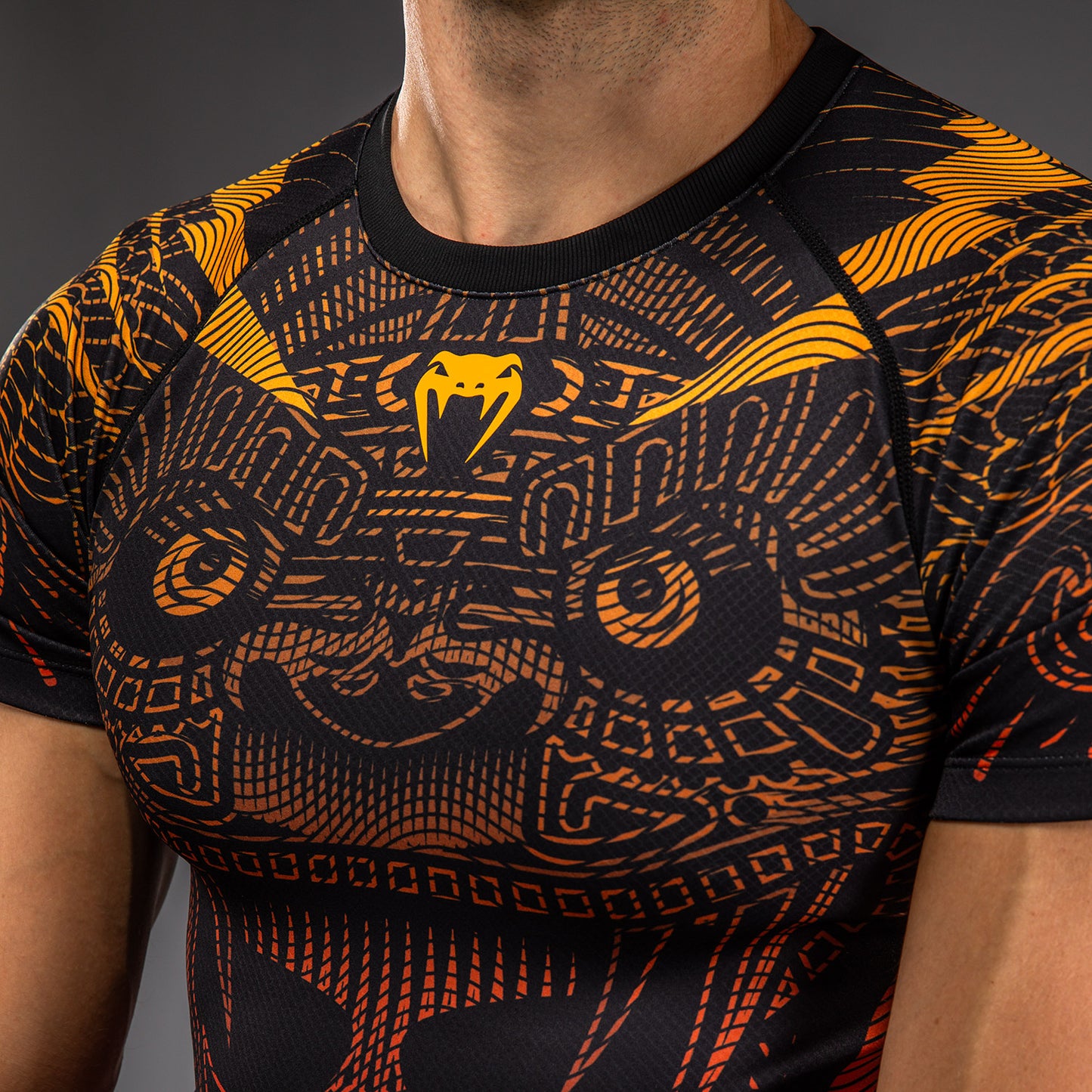 Venum Quetzal Fury Rashguard a Maniche Corte - Nero/Rosso Fury/Arancione