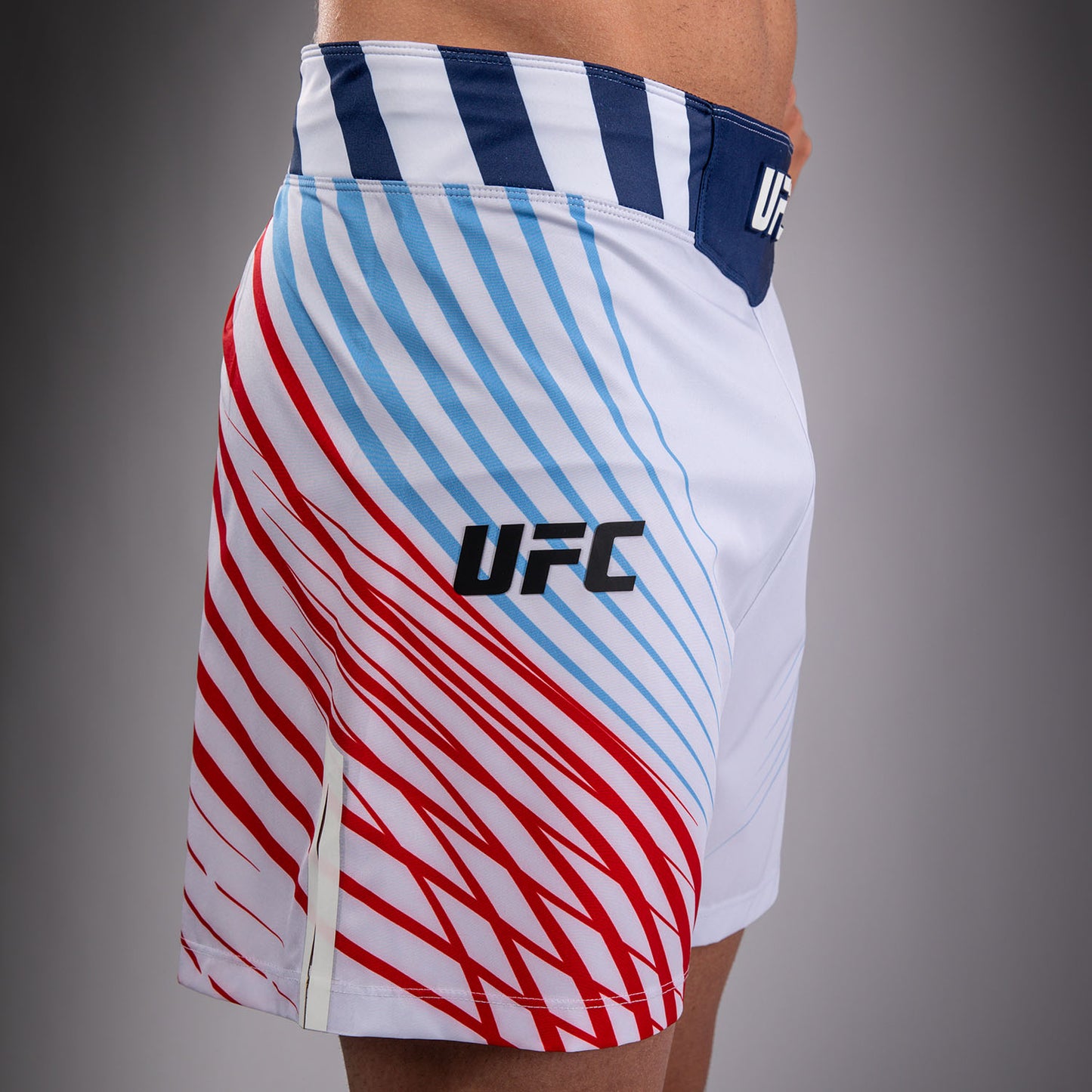 Official UFC Freedom 250 by Venum Personalizzato Authentic Fight Night Pantaloncini da combattimento taglio corto da uomo - Bianco