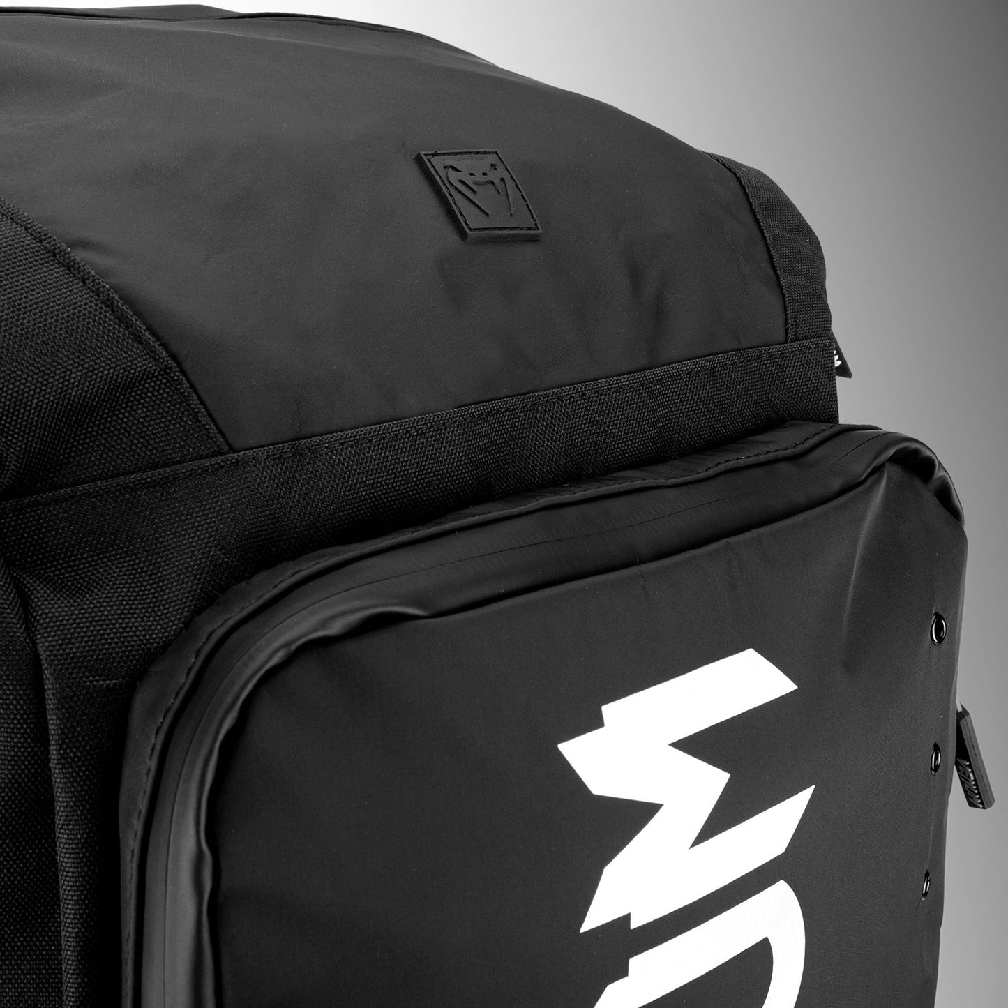 Venum Challenger Xtrem Evo Zaino (50-63L) – Nero/Bianco