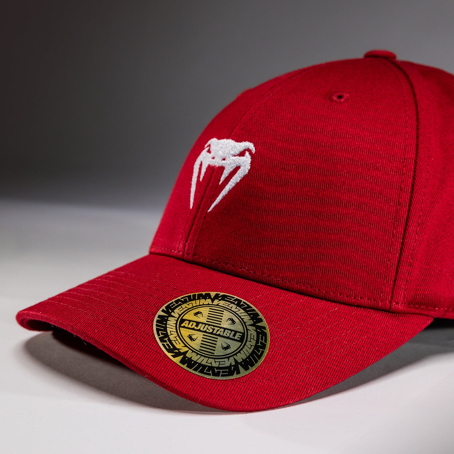 Venum Classic 2.0 Cappellino - Rosso ciliegia