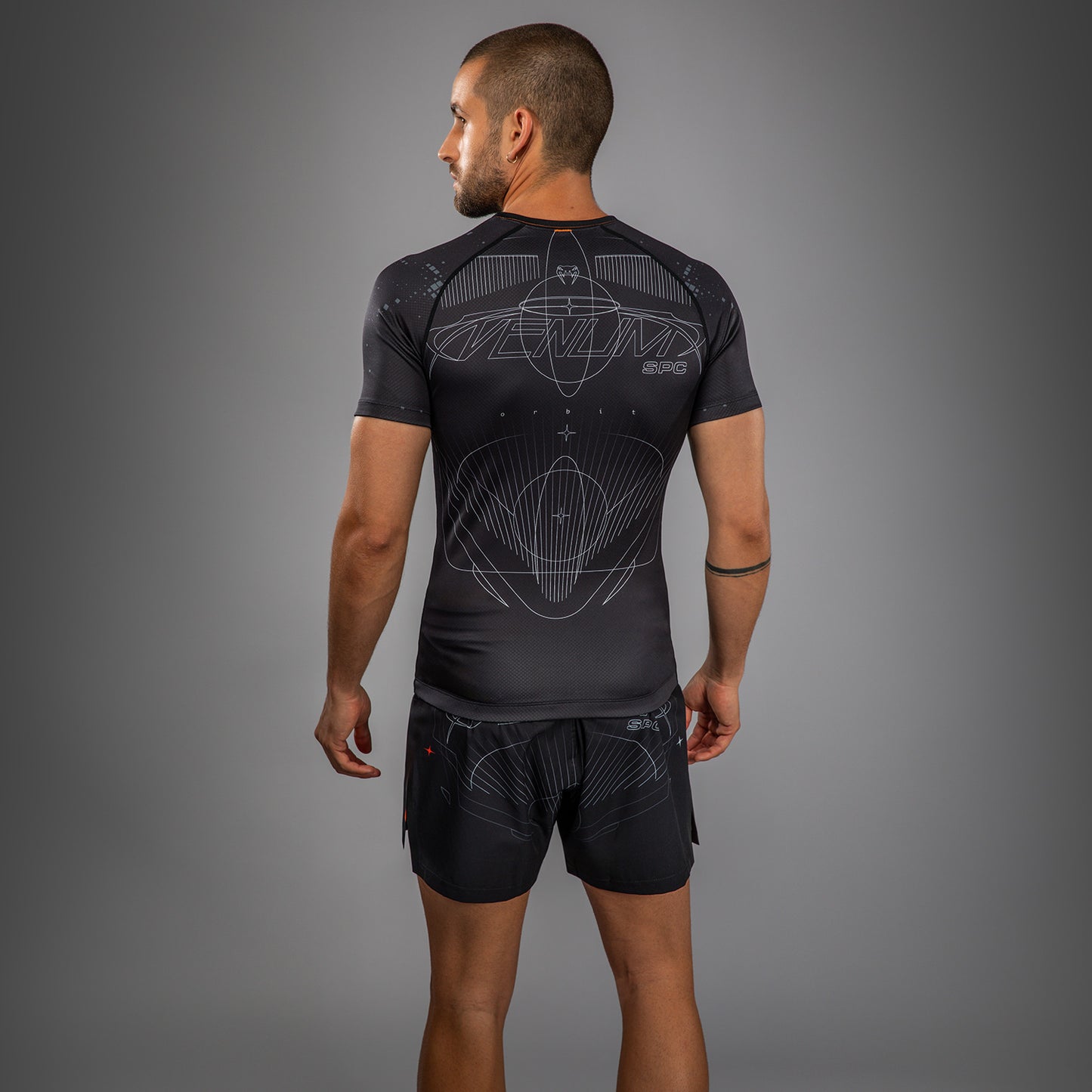 Venum Eclipse Rashguard a manica corta – Nero/Avorio