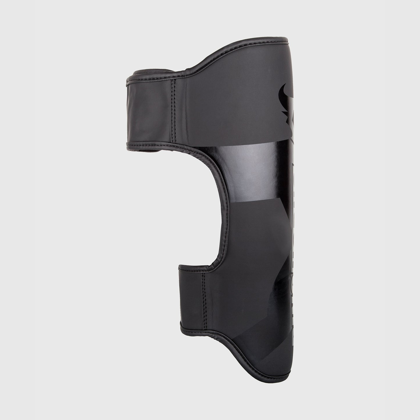 Ringhorns Charger by Venum Shin Guards – Nero/Nero