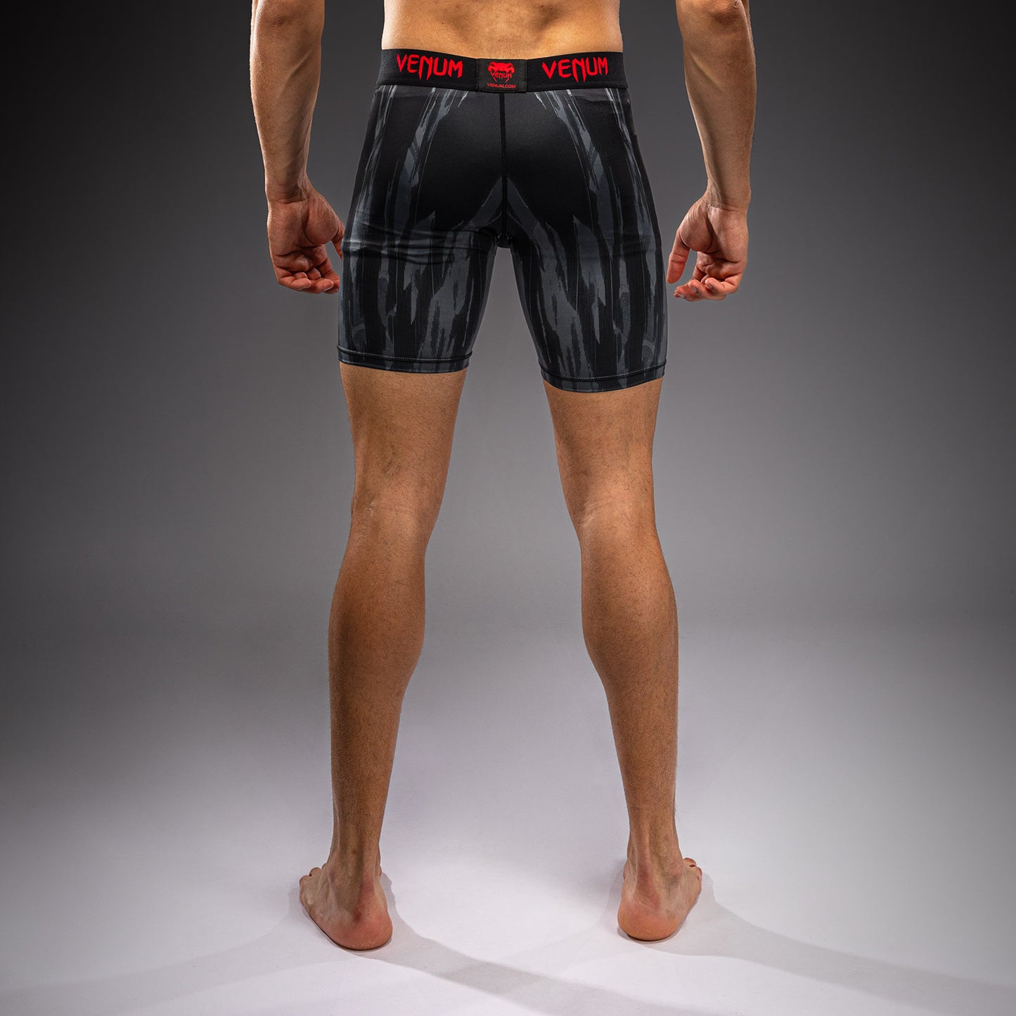 Venum Demon Pantaloncini a Compressione - Nero/Grigio
