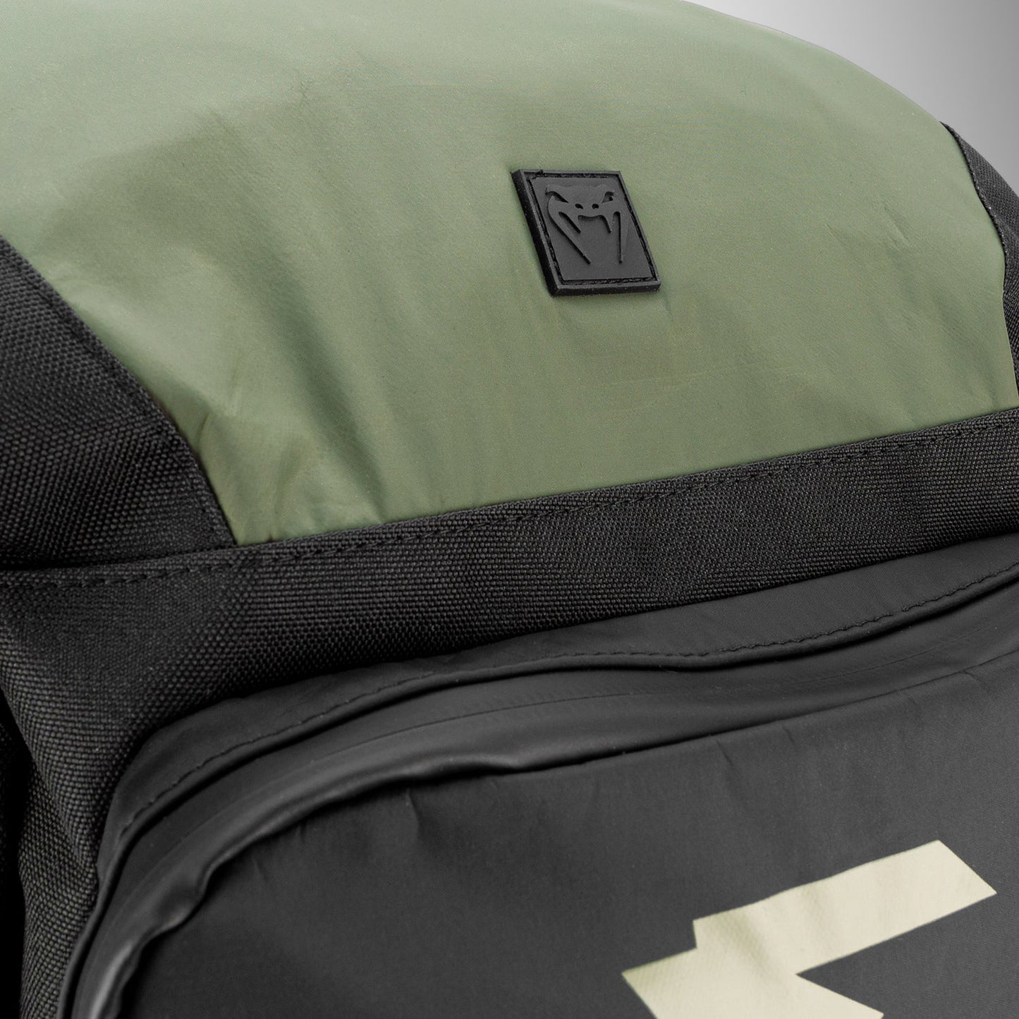 Venum Challenger Xtrem Evo Zaino (50-63L) – Kaki/Nero