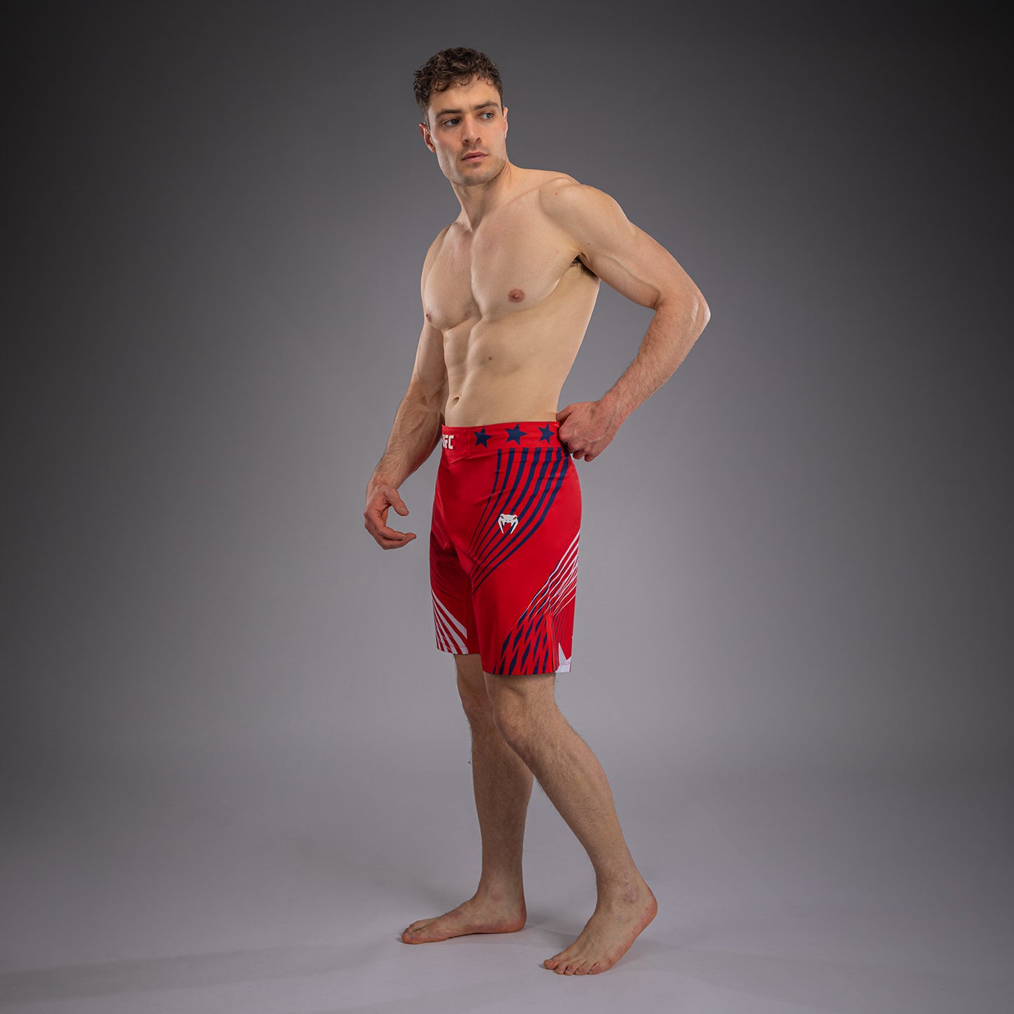 Official UFC Freedom 250 by Venum Authentic Fight Night Pantaloncini da combattimento taglio lungo da uomo - Rosso