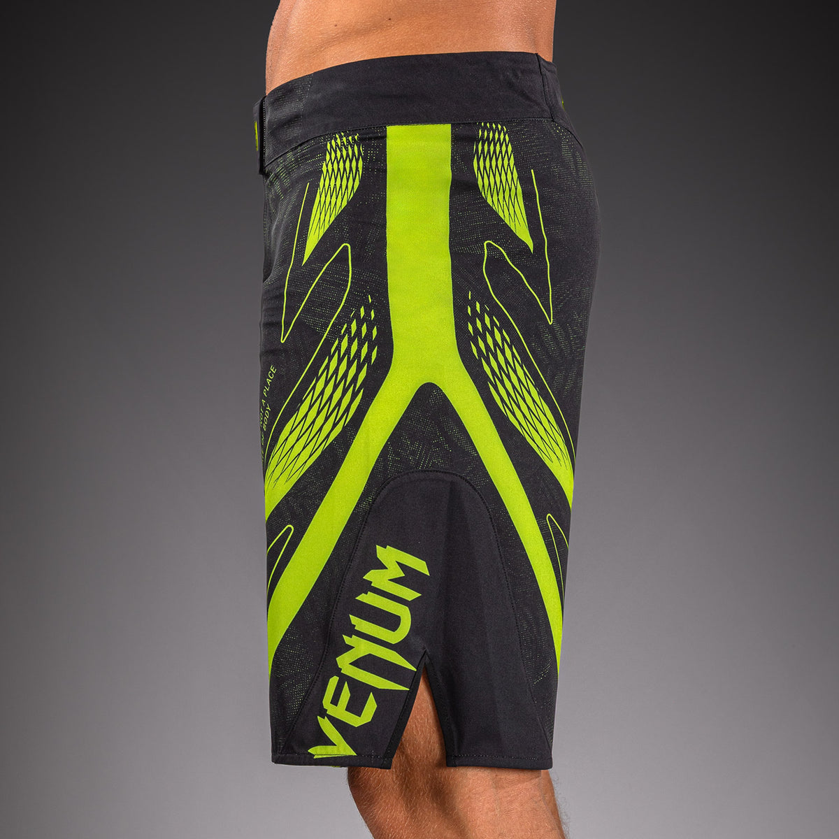 Venum Amazonia Reborn Pantaloncini da MMA - Nero/Verde