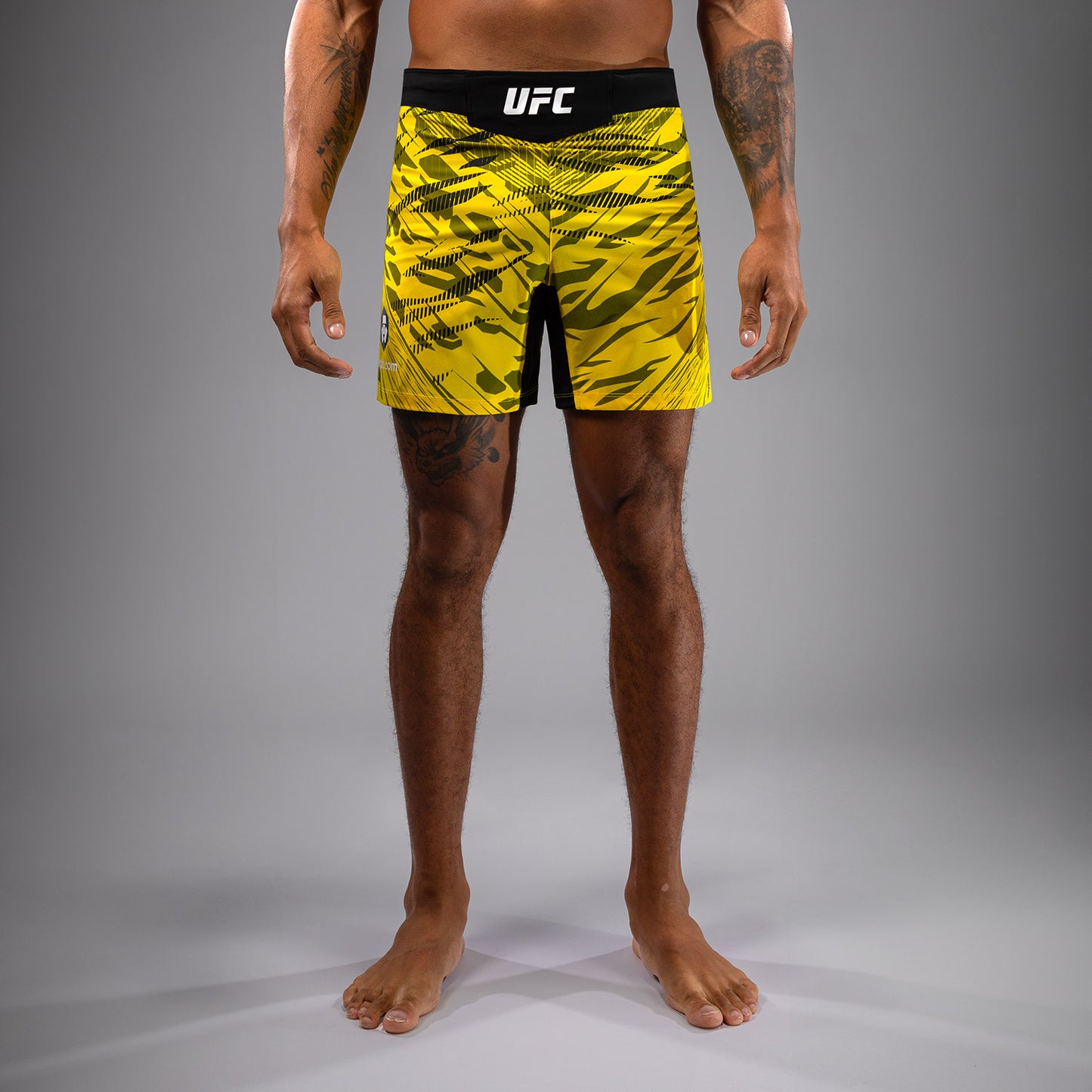 UFC Fusion by Venum Authentic Fight Night Shorts da Lotta per Uomo - Fit Corto - Giallo
