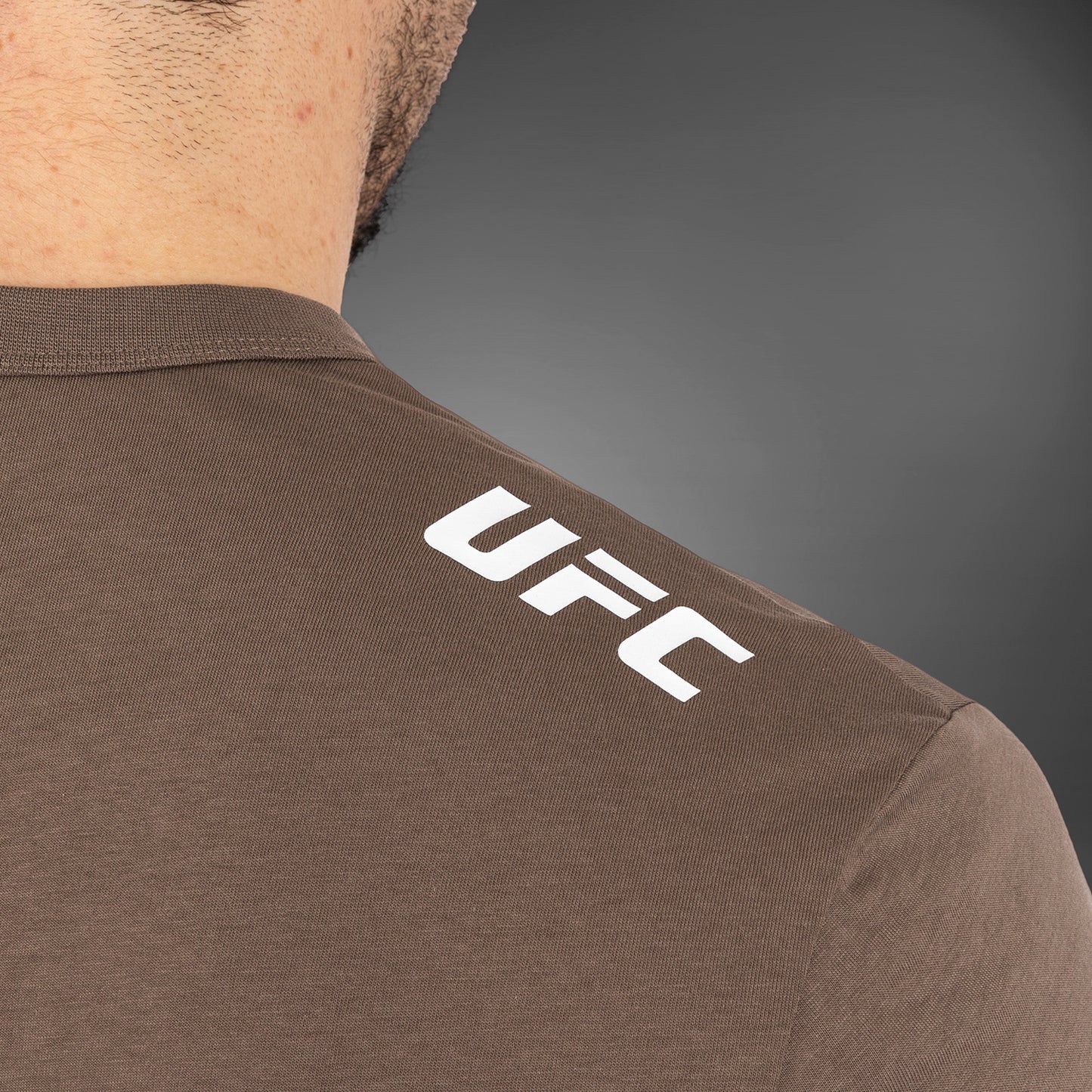 UFC Adrenaline by Venum Fight Week T-Shirt A Maniche Corte da Uomo - Bronzo