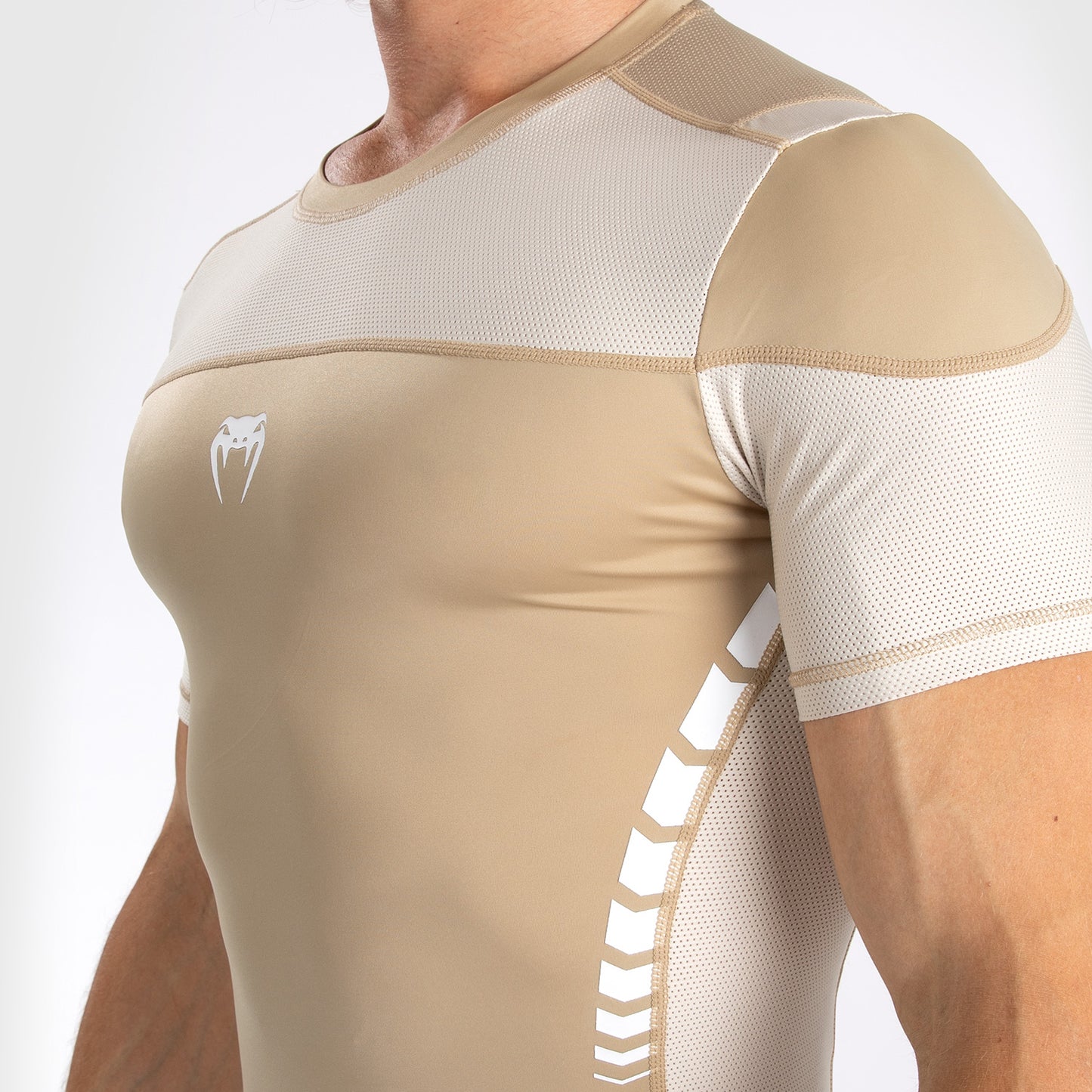 Venum Tempest Rashguard a maniche corte - Beige/Sabbia