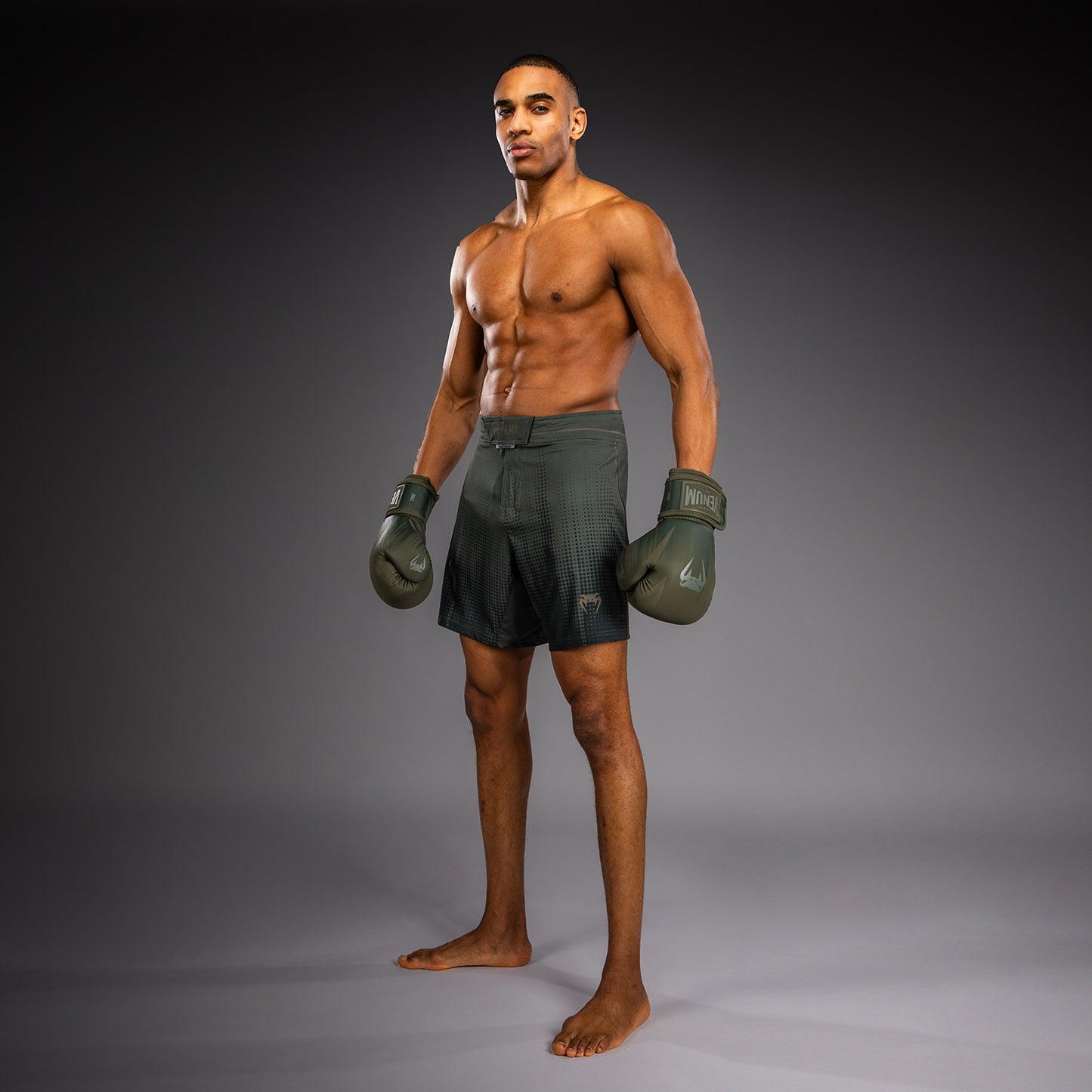 Venum Stealth Pantaloncini da Combattimento – Kaki/Verde Scuro