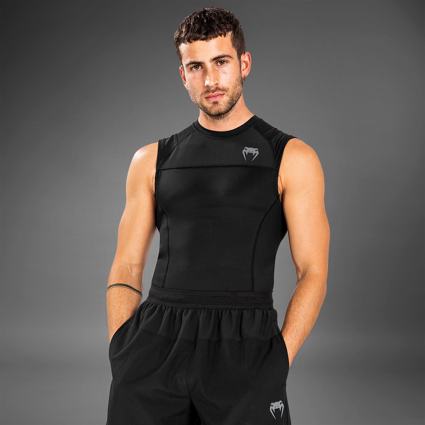Venum G-Fit Air Rashguard senza maniche - Nero