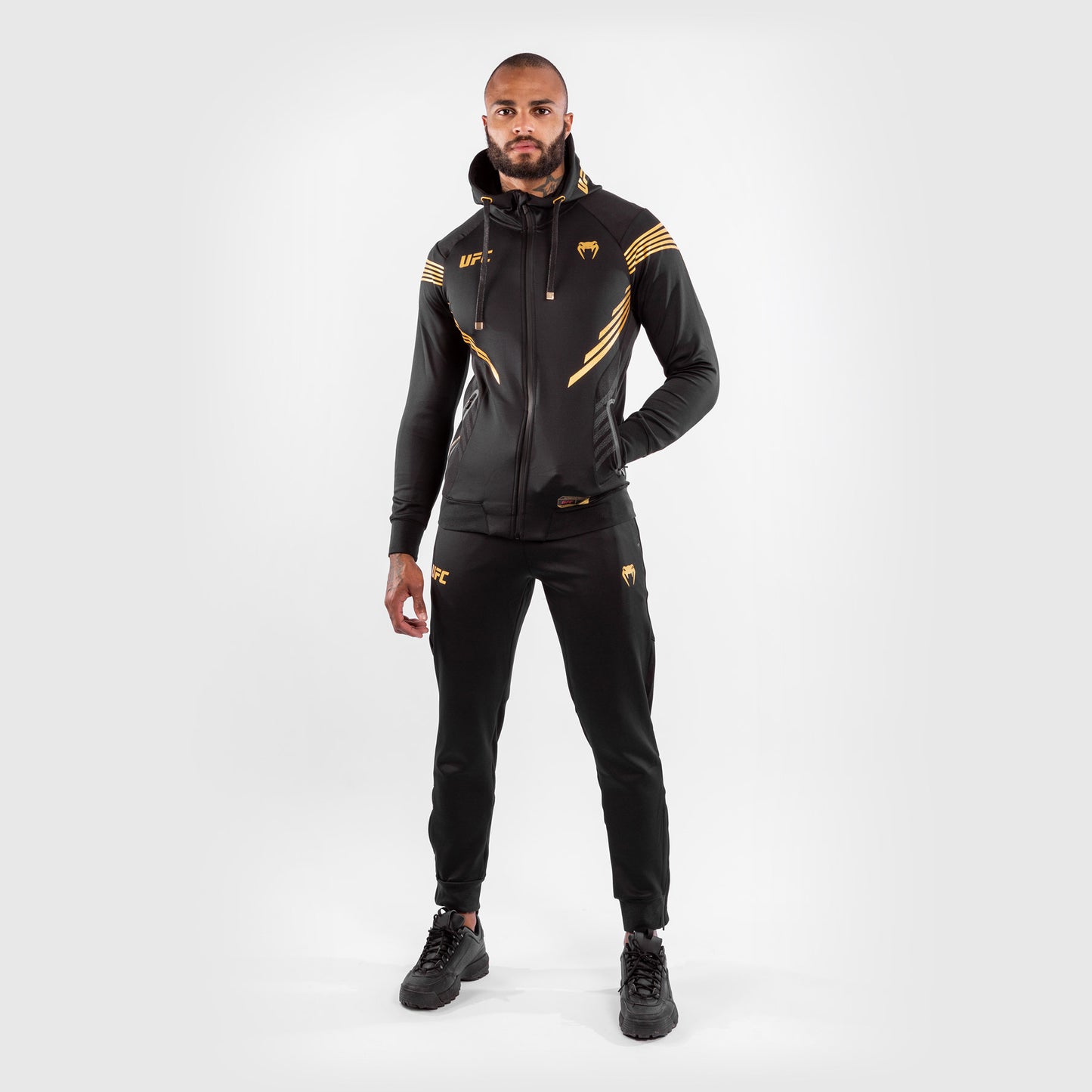 Venum UFC Authentic Fight Night Felpa Walkout da Uomo – Champion