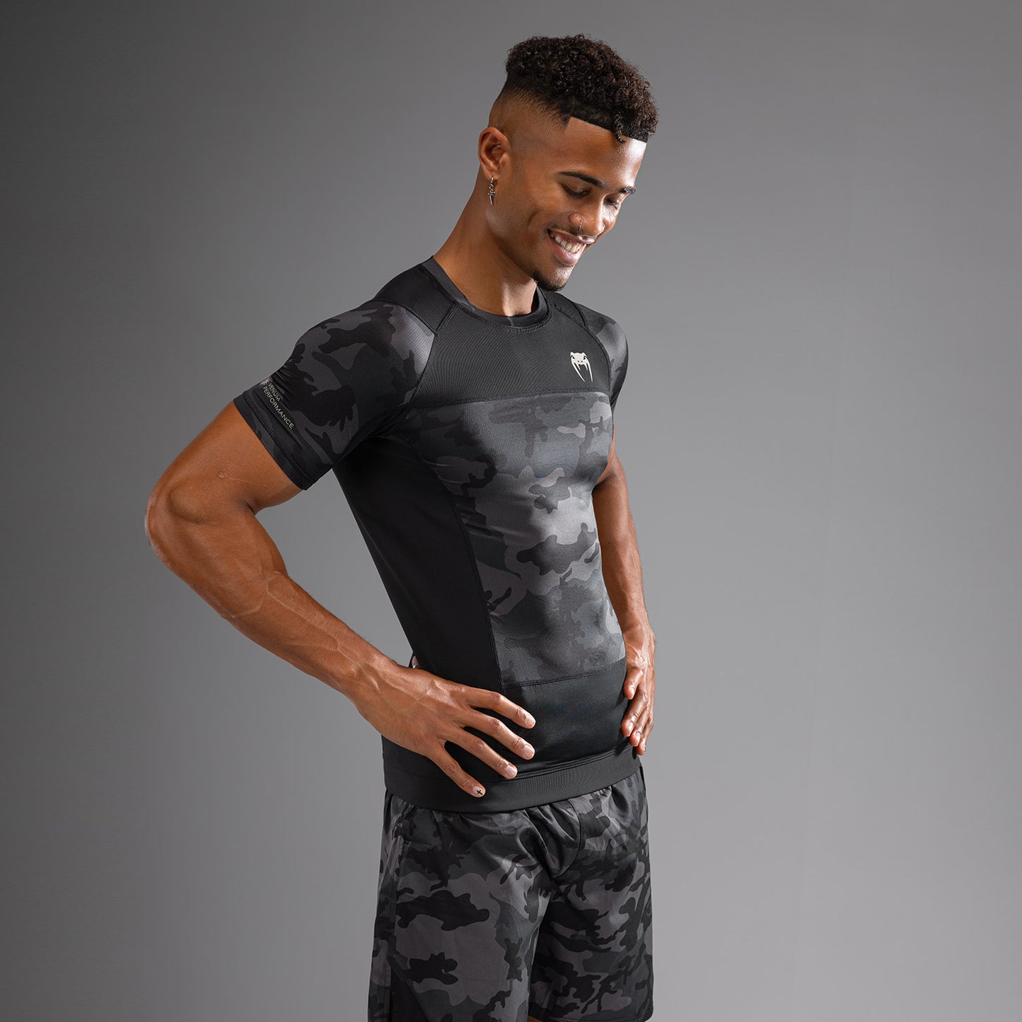 Venum G-Fit Air Rashguard a maniche Corte - Camo Urbano Digitale