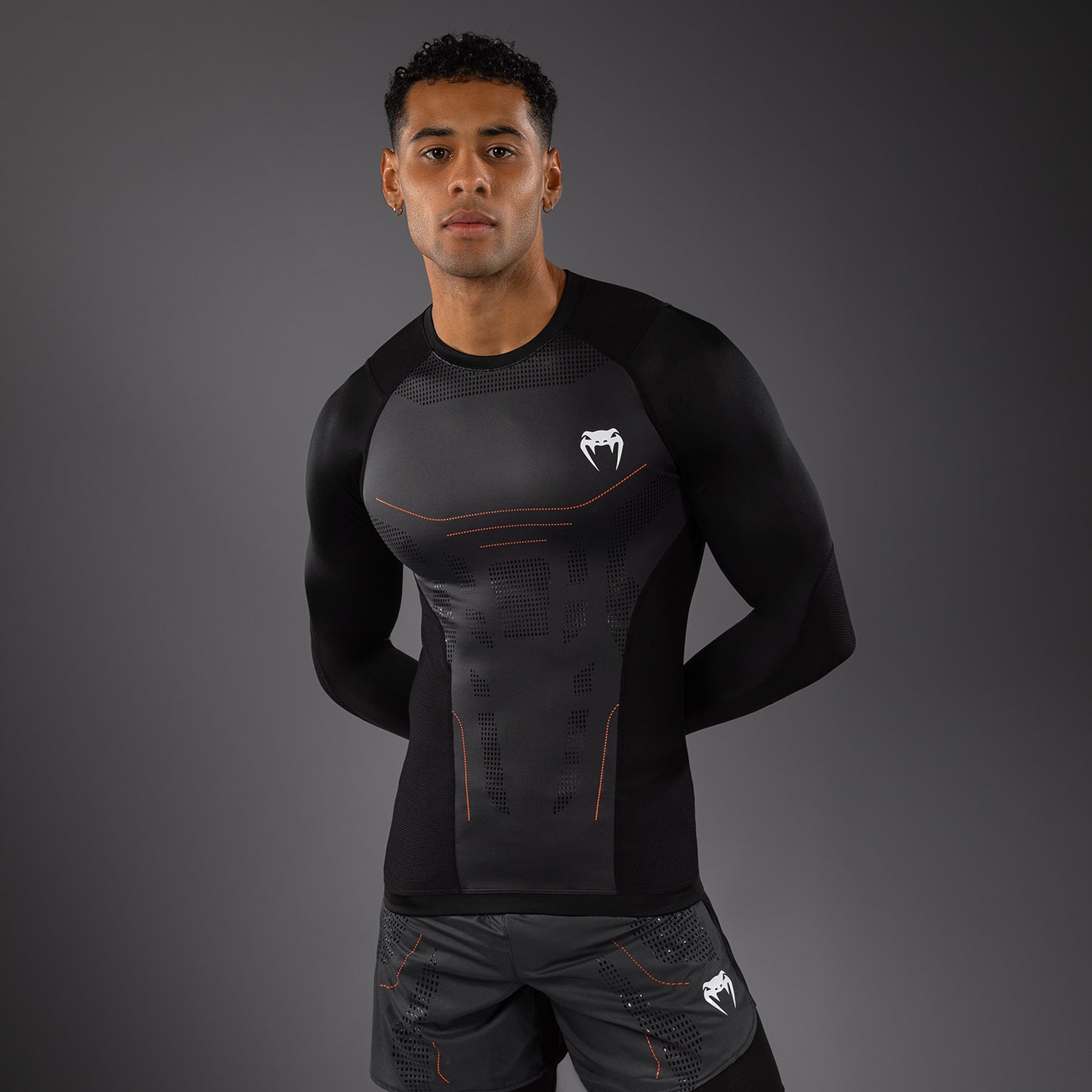 Venum Technical 3.0 Rashguard a Maniche Lunghe - Grafite