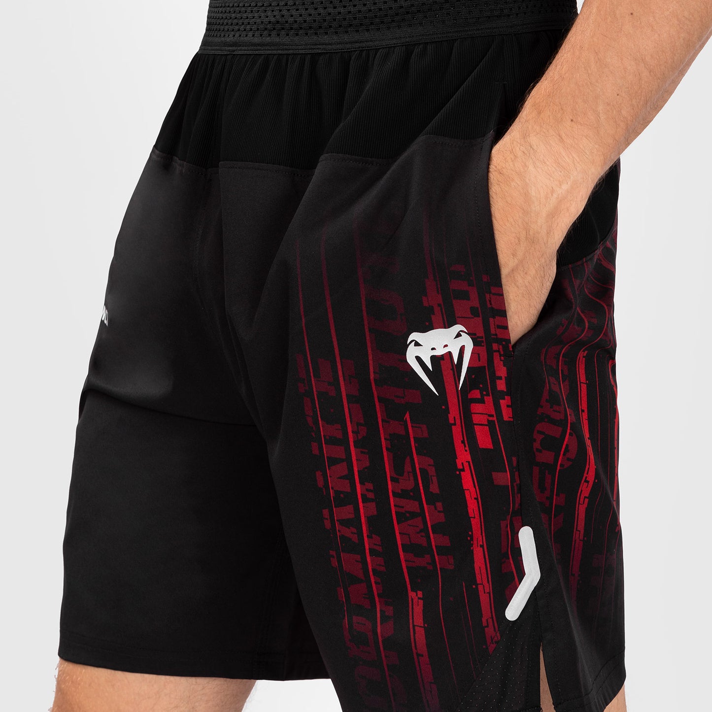 UFC Venum Performance Institute 2.0 Pantaloncini da uomo - Nero/Rosso