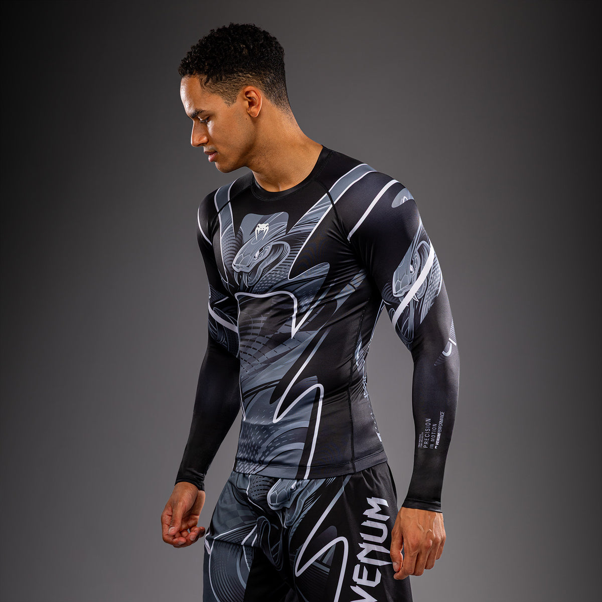Venum Crimson Viper 2.0 Rashguard a maniche lunghe - Nero/Grigio